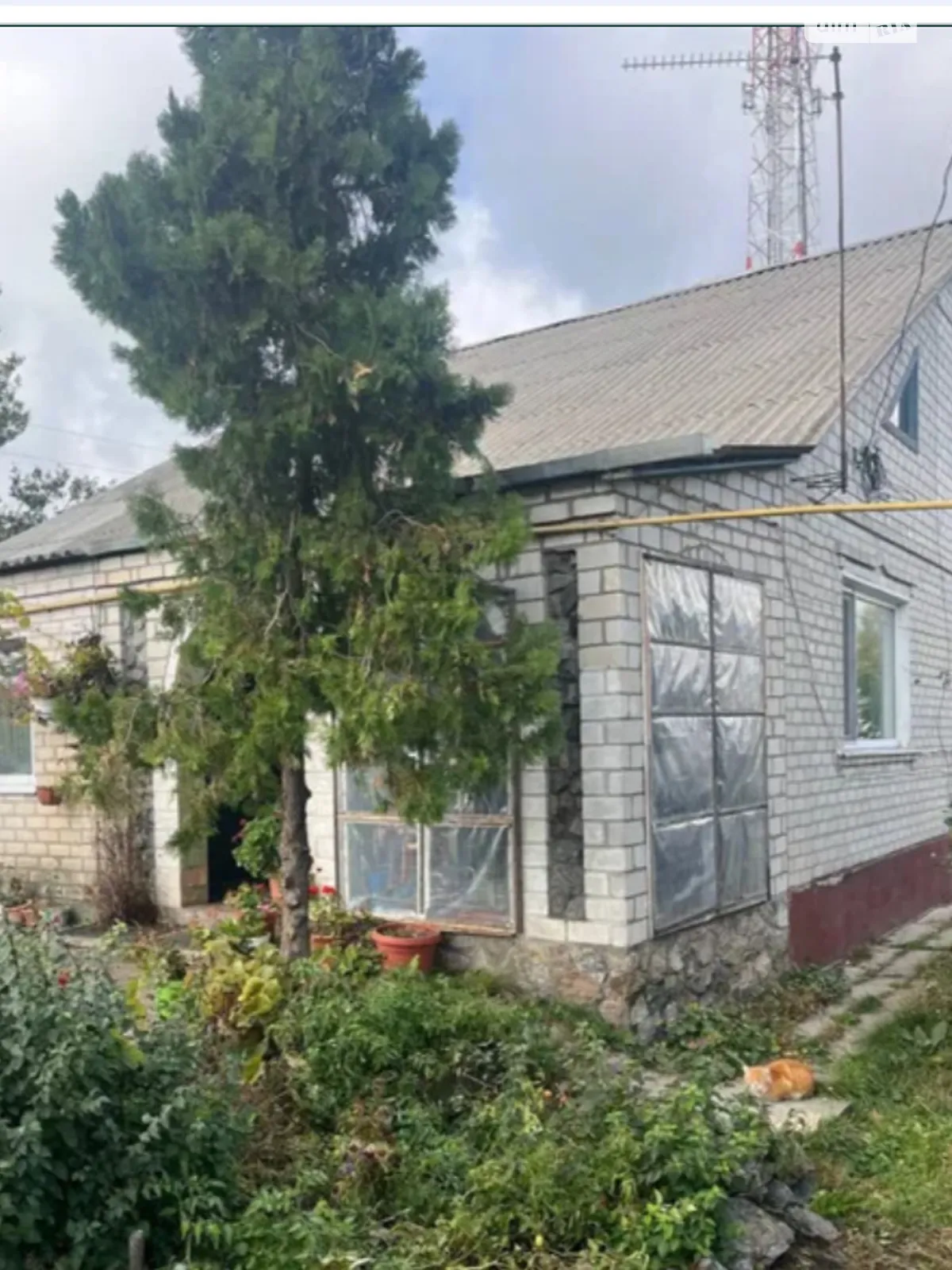 Продается дом на 2 этажа 140 кв. м с беседкой, цена: 30000 $ - фото 1