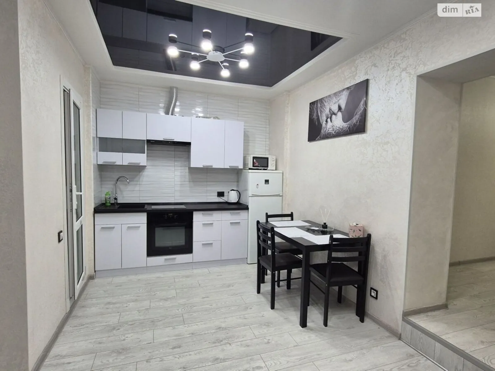 Сдается в аренду 1-комнатная квартира 35 кв. м в Одессе, ул. Нины Строкатой(Бунина), 37 - фото 1