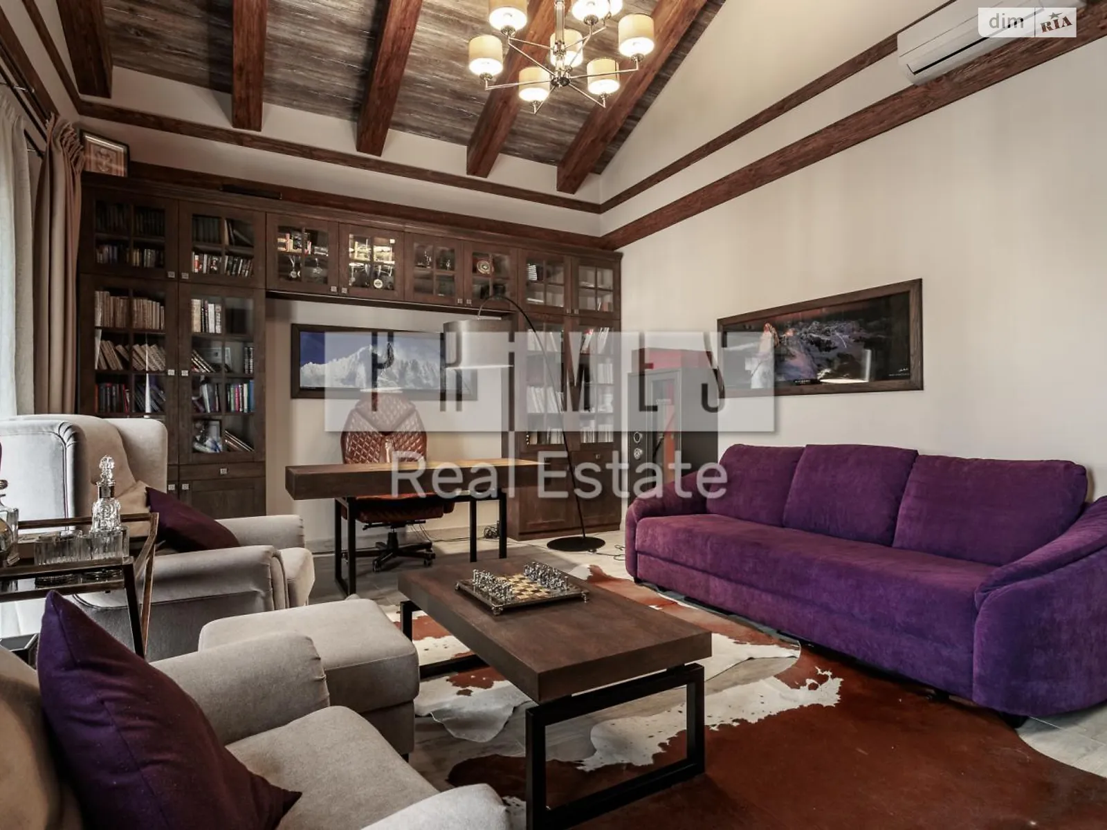 Продается дом на 2 этажа 305 кв. м с подвалом, цена: 850000 $ - фото 1