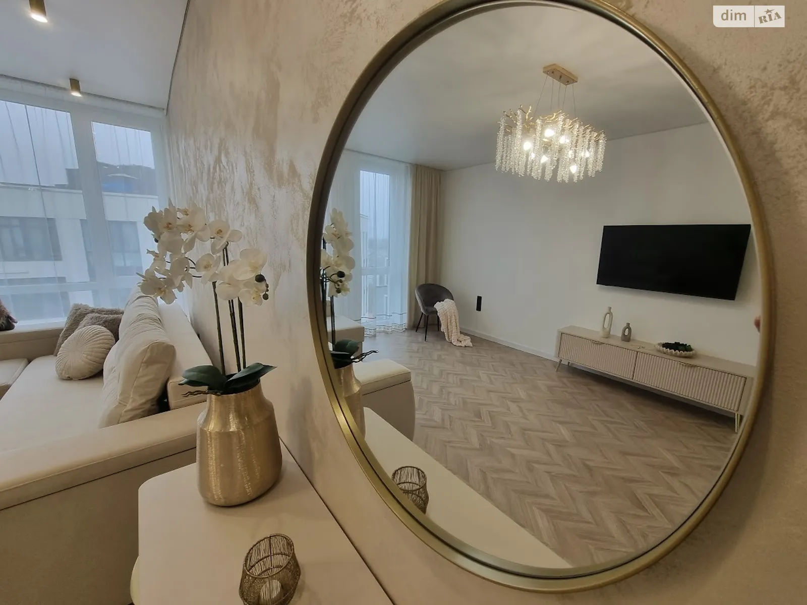 Продається 2-кімнатна квартира 78.8 кв. м у Вінниці, вул. 600-річчя - фото 1