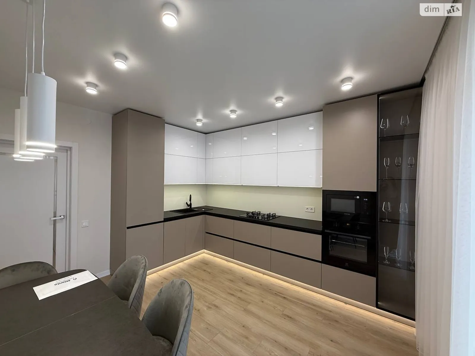 Продается 2-комнатная квартира 70 кв. м в Сокольниках, ул. Героев Крут - фото 1