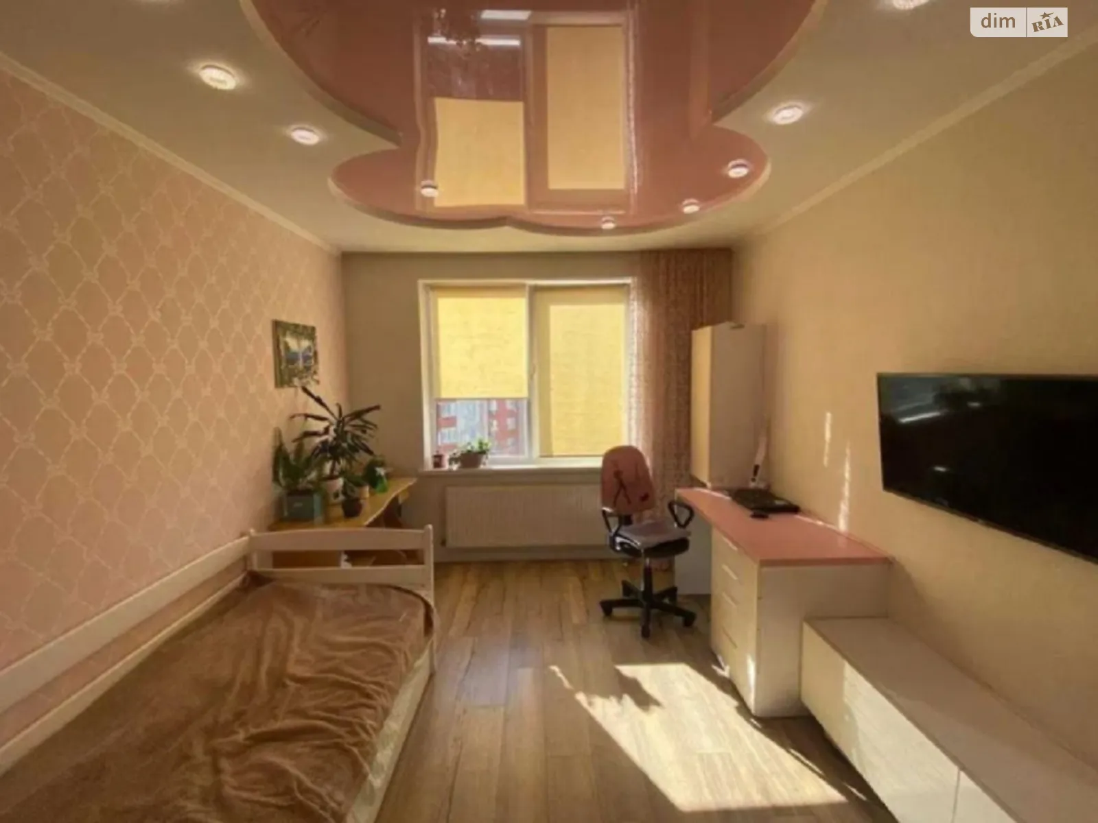 Продається 1-кімнатна квартира 37 кв. м у Одесі, мас. Радужний - фото 1