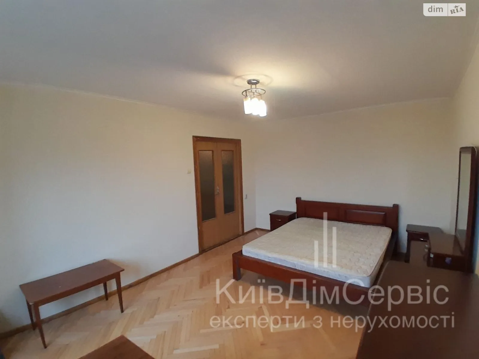 Здається в оренду 4-кімнатна квартира 90.3 кв. м у Києві, вул. Миколи Ушакова, 34 - фото 1