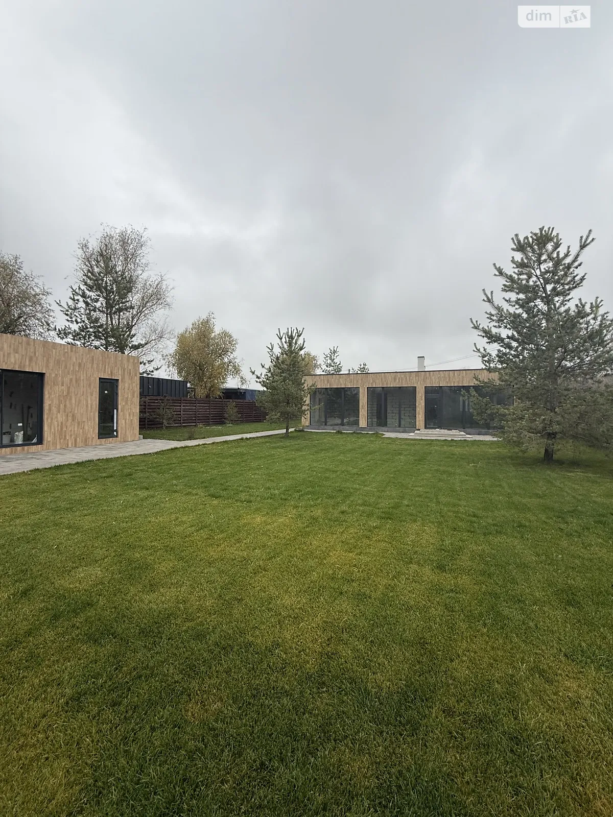 Продається одноповерховий будинок 152.6 кв. м з мансардою, цена: 190000 $ - фото 1