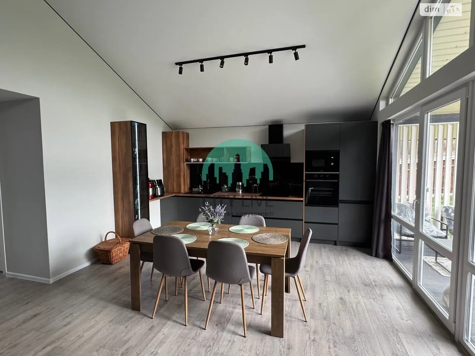 пров. Довбуша Смодна, цена: 143000 $ - фото 1