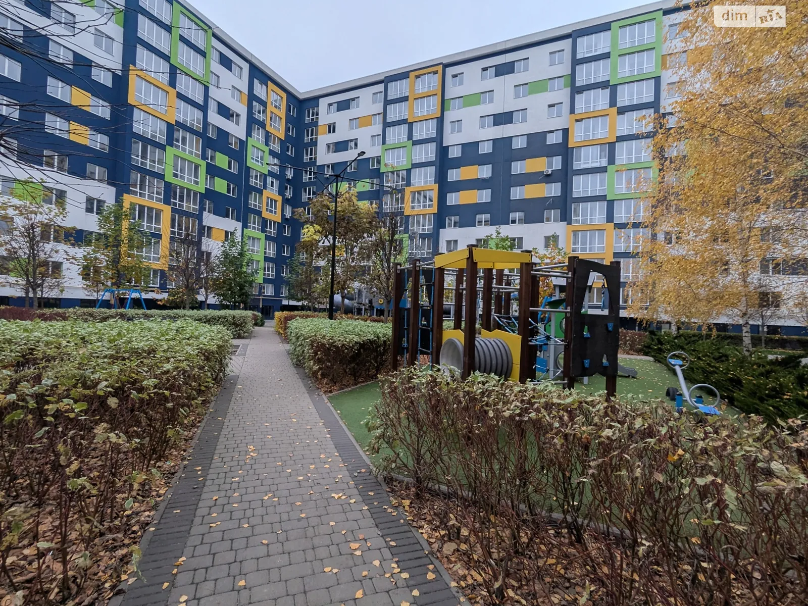 Продается 2-комнатная квартира 64 кв. м в Буче, ул. Вишневая - фото 1