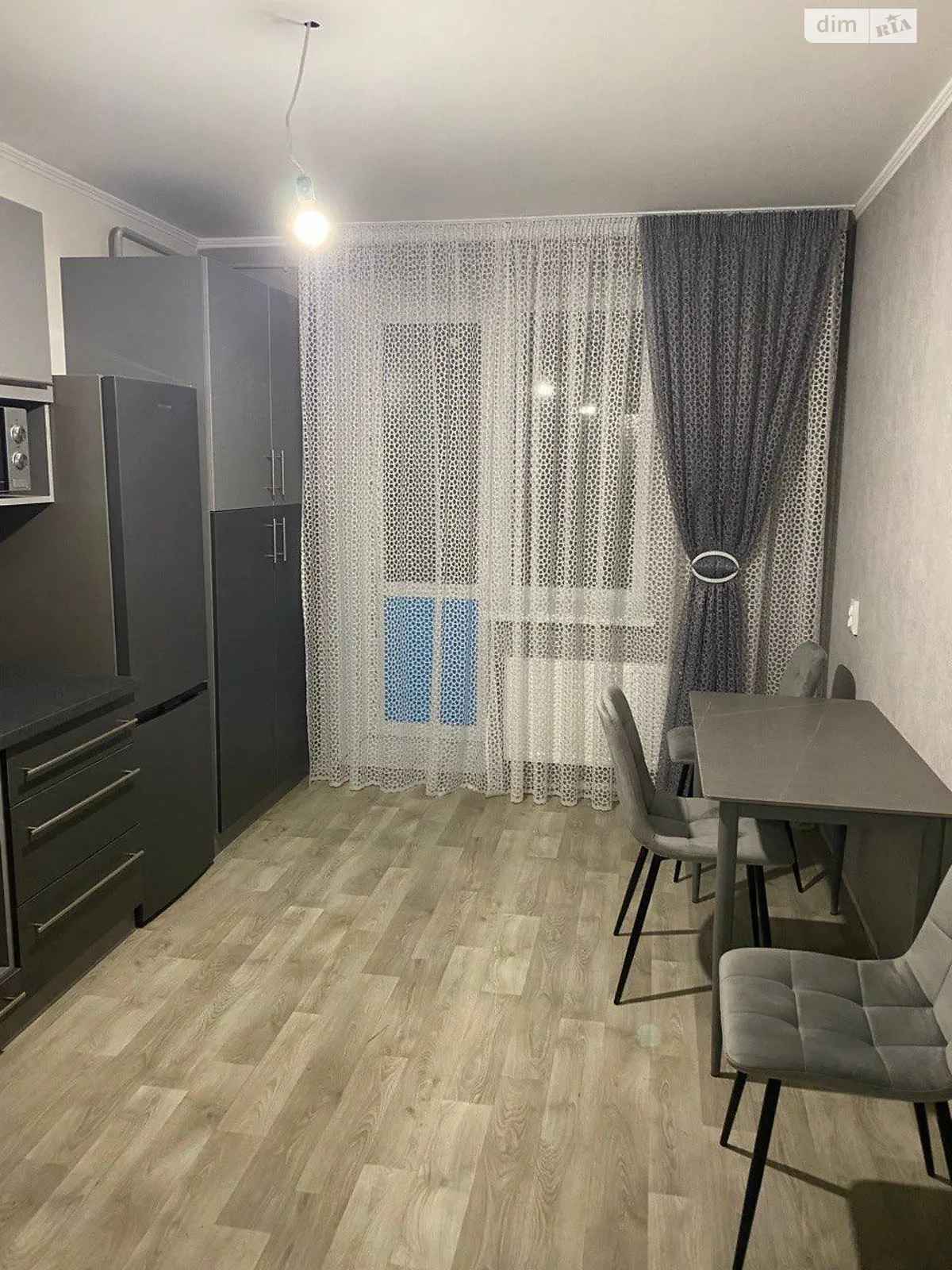 Здається в оренду 1-кімнатна квартира 42 кв. м у Чернігові, вул. Курсанта Єськова, 26 - фото 1