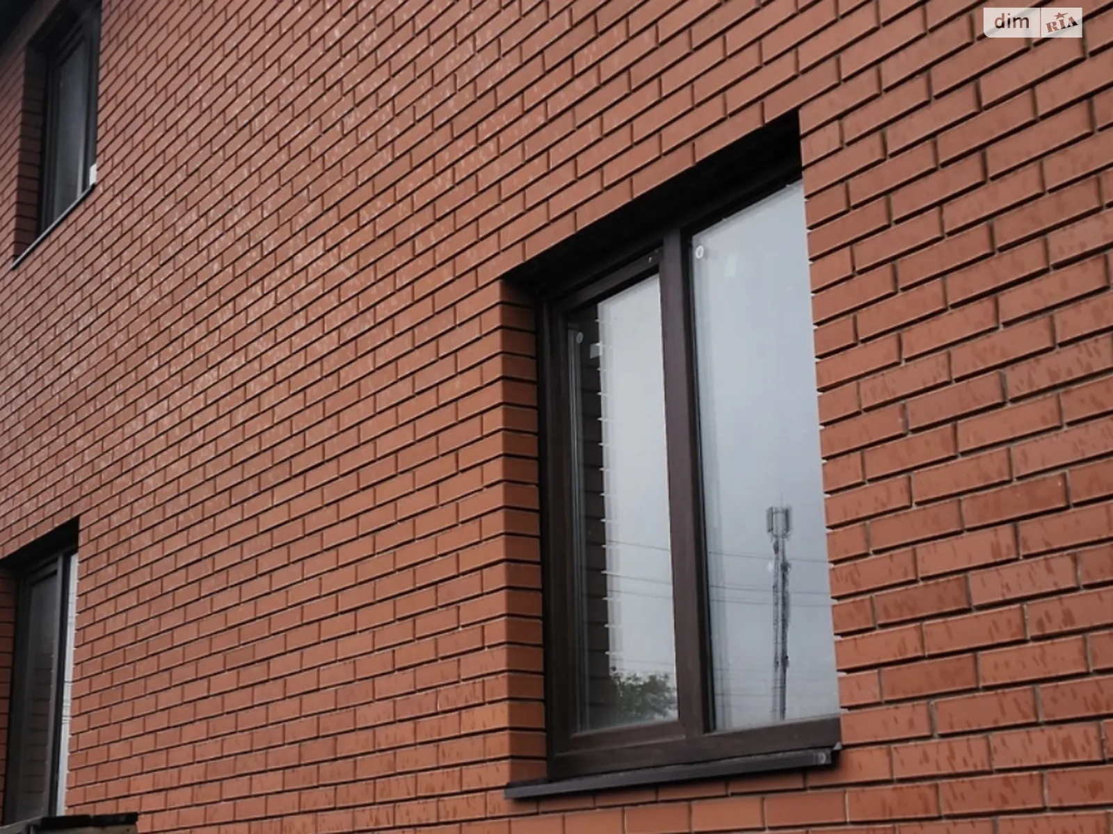 Продается дом на 2 этажа 190 кв. м с балконом, цена: 125000 $ - фото 1