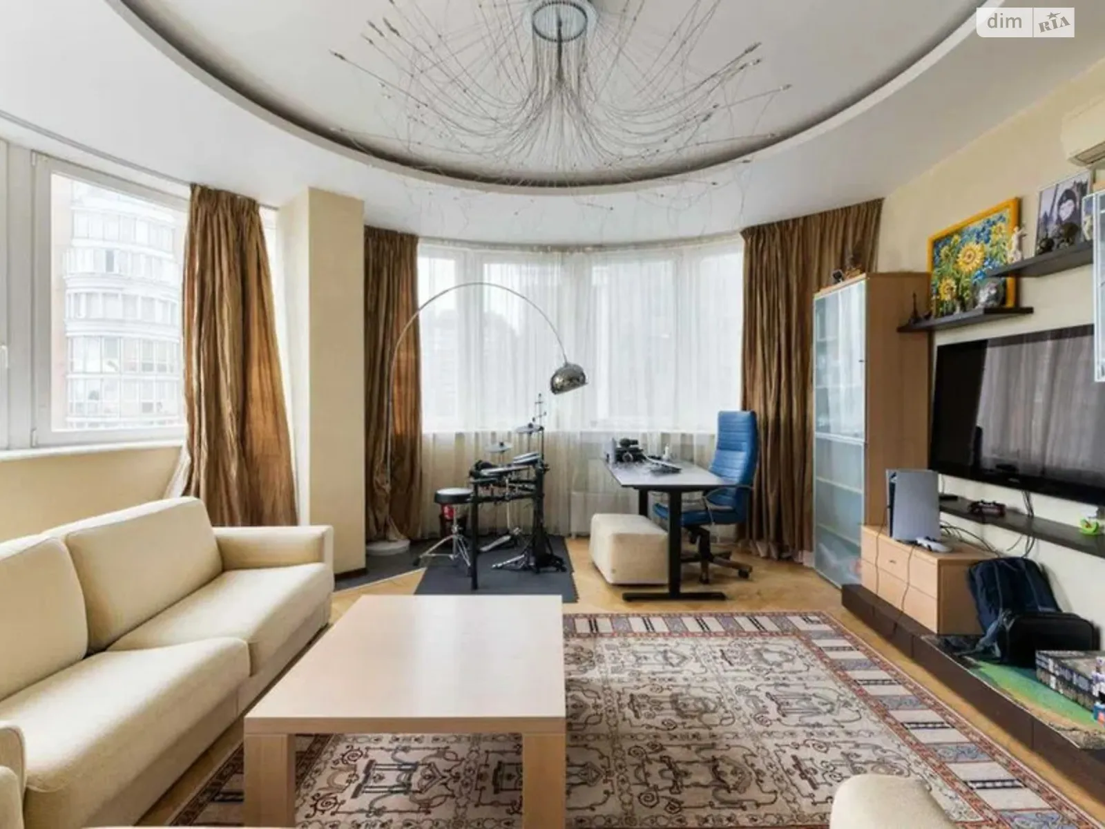 Продается 3-комнатная квартира 120 кв. м в Киеве, ул. Левка Лукьяненко, 21 корпус 2 - фото 1