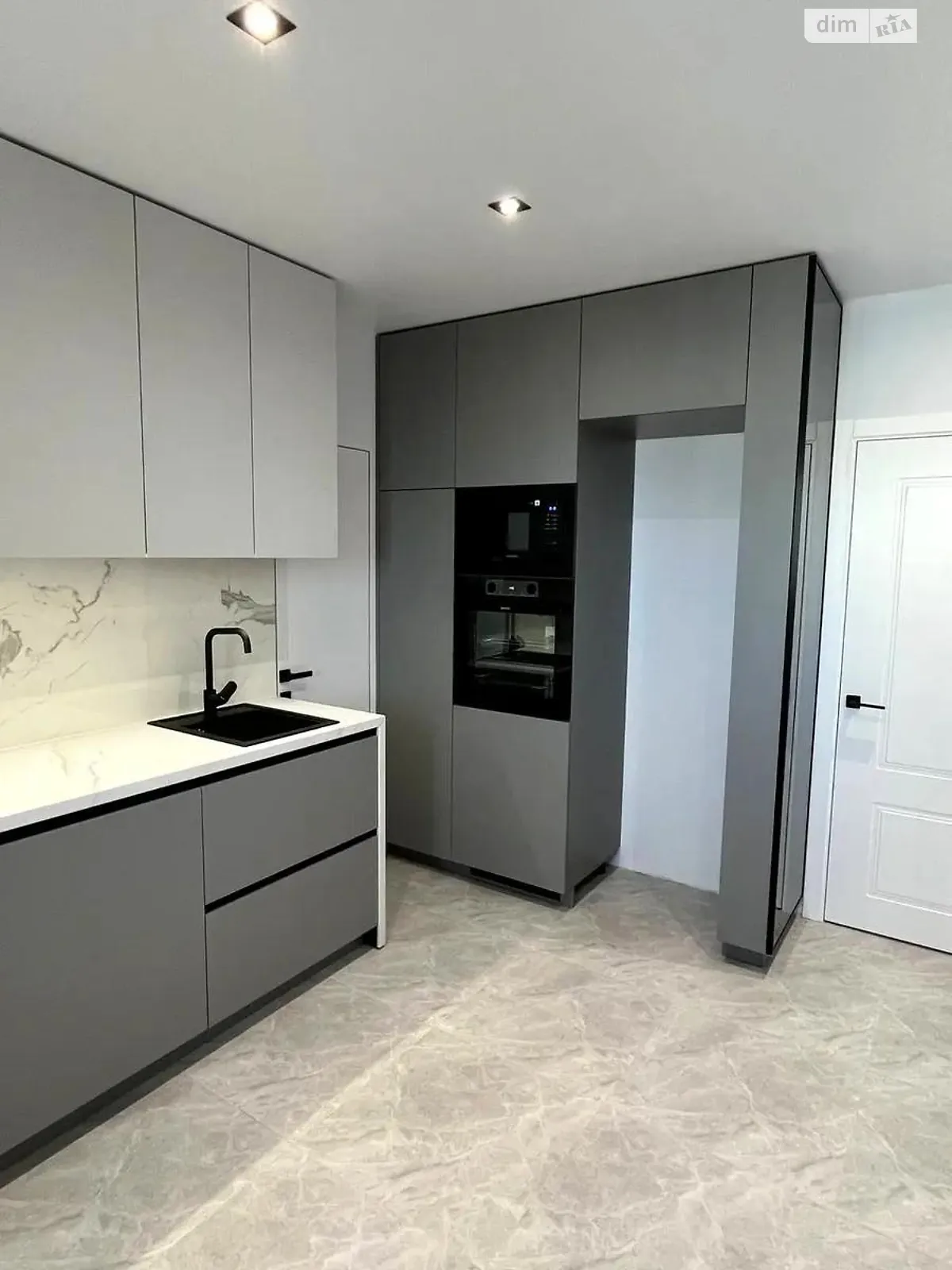 Продается 3-комнатная квартира 83 кв. м в Киеве, ул. Самойло Кошки(Маршала Конева), 5Б - фото 1