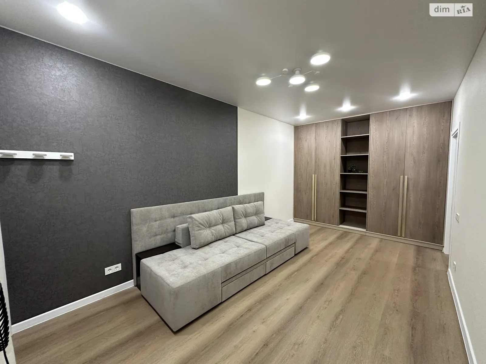 Продается 2-комнатная квартира 65 кв. м в Хмельницком, ул. Панаса Мирного, 16/1 - фото 1