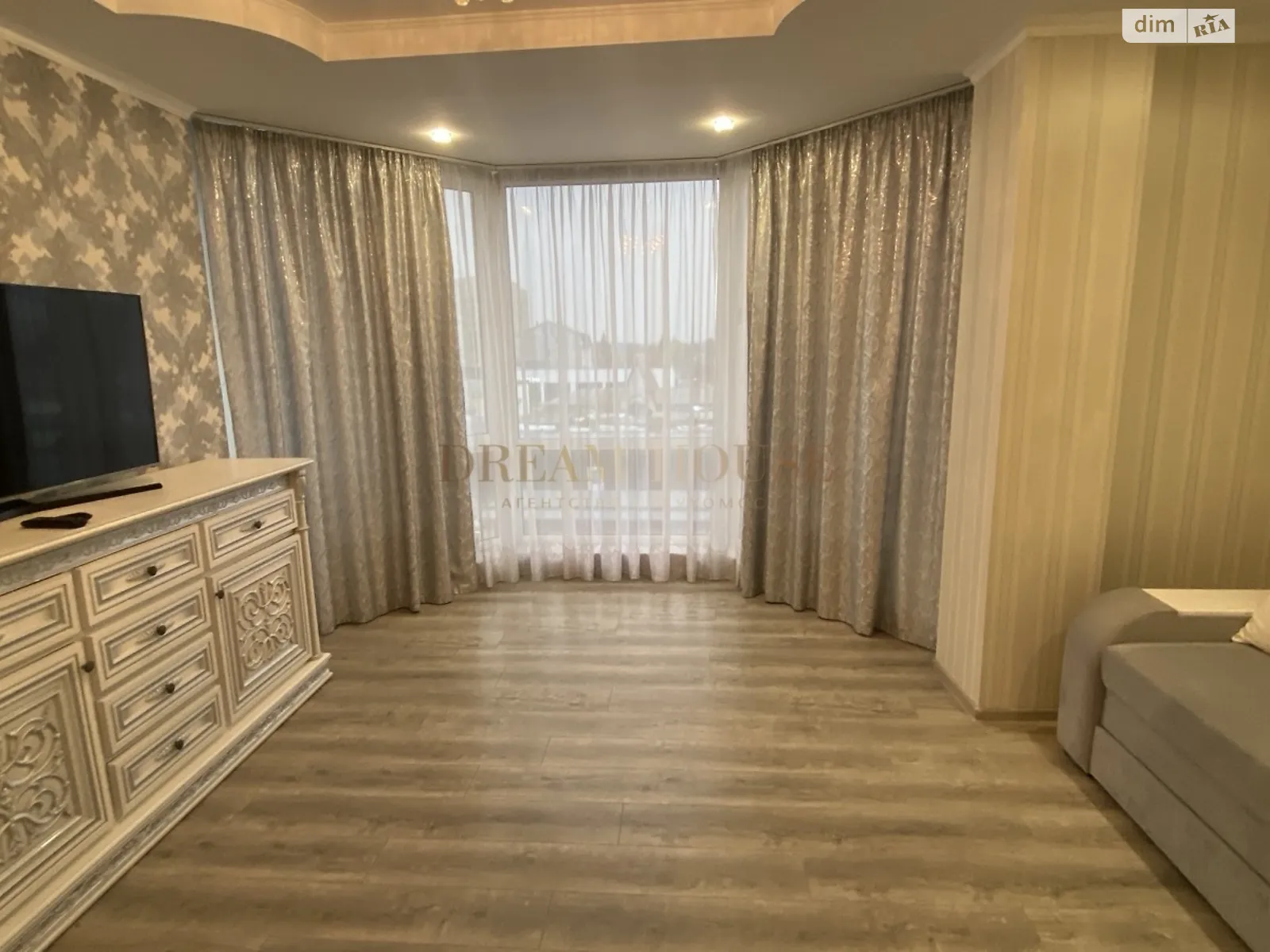 Сдается в аренду 2-комнатная квартира 58.7 кв. м в Ирпене, ул. Соборная(ІІІ Интернационала), 118/19 - фото 1