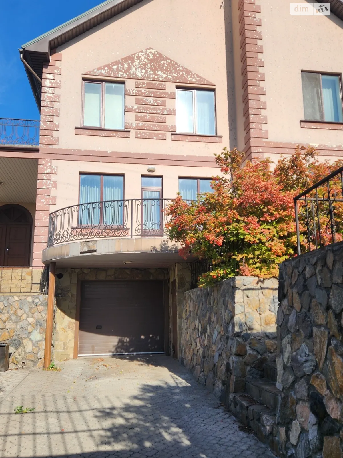 Продается дом на 4 этажа 311 кв. м с мансардой, цена: 165000 $ - фото 1