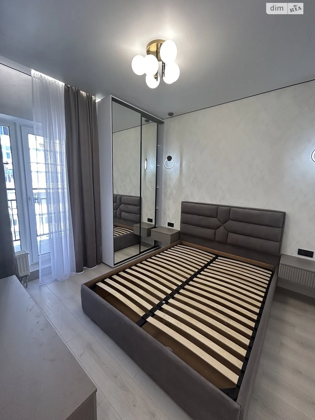 Продается 2-комнатная квартира 55 кв. м в Одессе, ул. Краснова - фото 1