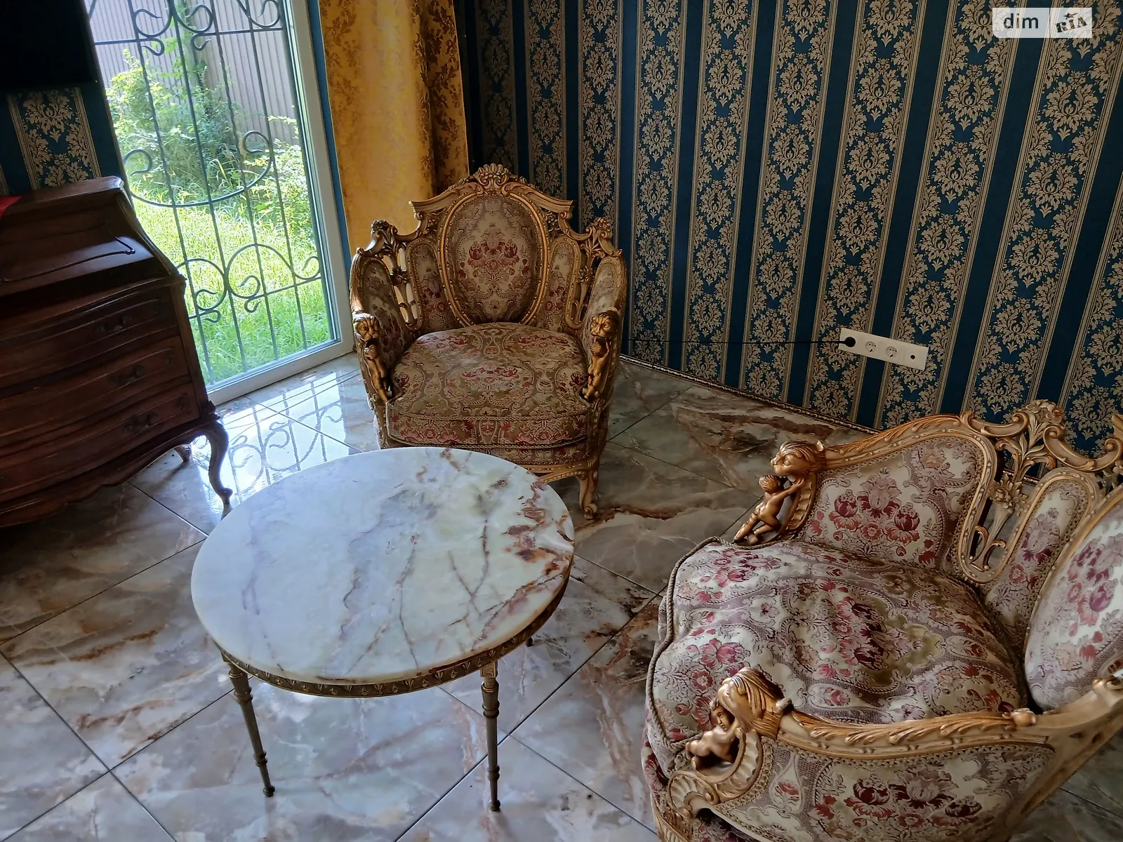 Продается дом на 2 этажа 156 кв. м с камином, цена: 240000 $ - фото 1