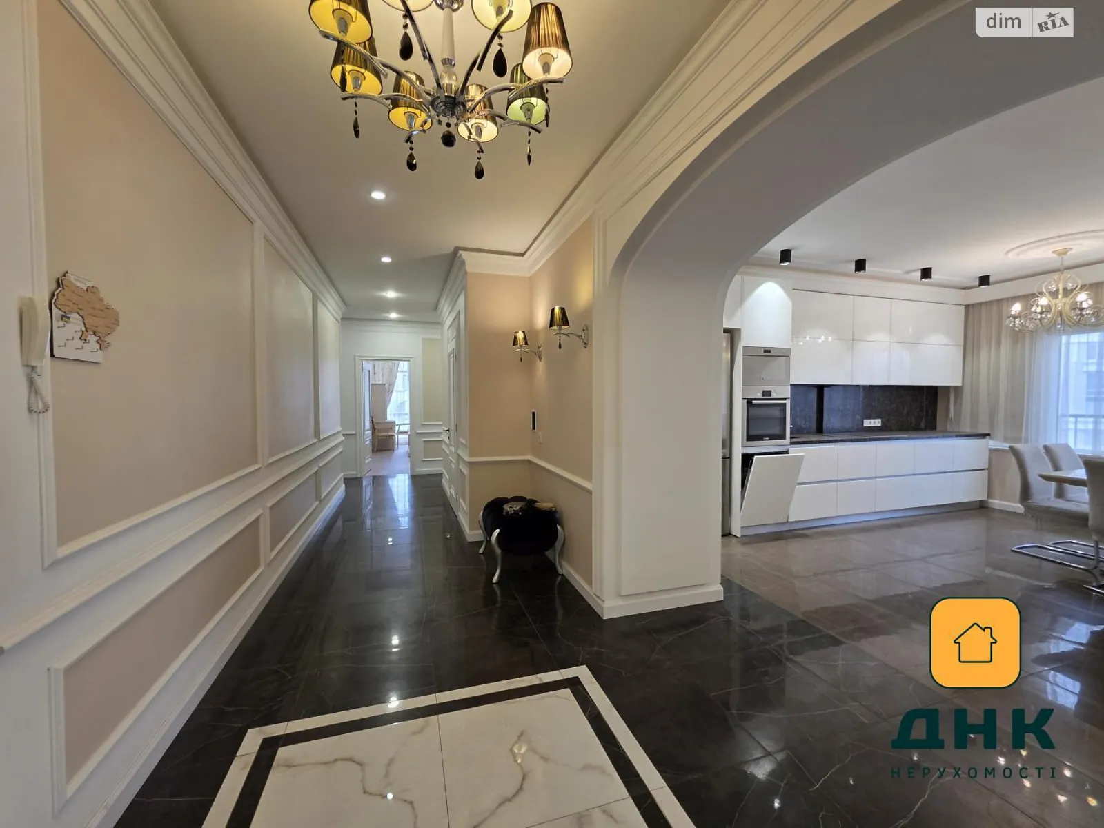 Продается 3-комнатная квартира 143 кв. м в Одессе, ул. Генуэзская, 24Д корпус 4 - фото 1