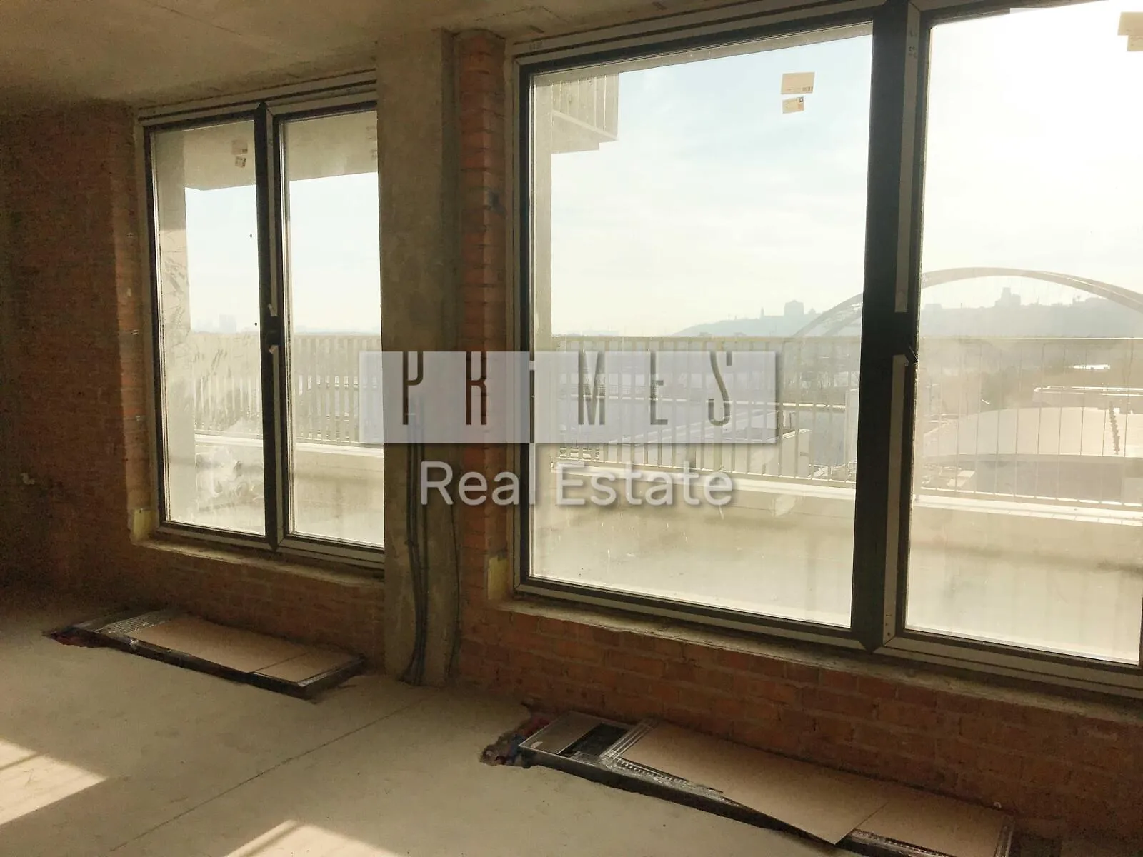 Продается 2-комнатная квартира 58 кв. м в Киеве, ул. Набережно-Рыбальская дорога, 3 - фото 1