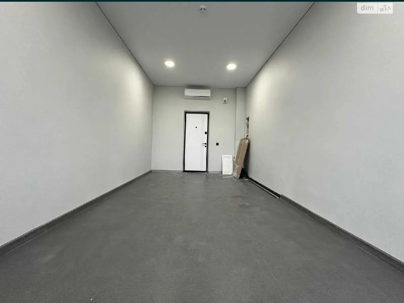 Здається в оренду офіс 16 кв. м в бізнес-центрі, цена: 192 $ - фото 1