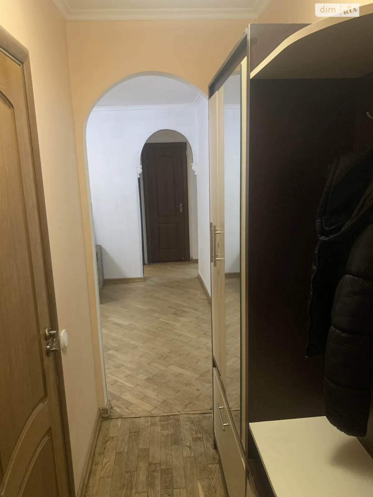 Здається в оренду 3-кімнатна квартира 55 кв. м у Рівному, вул. Гайдамацька, 9 - фото 1