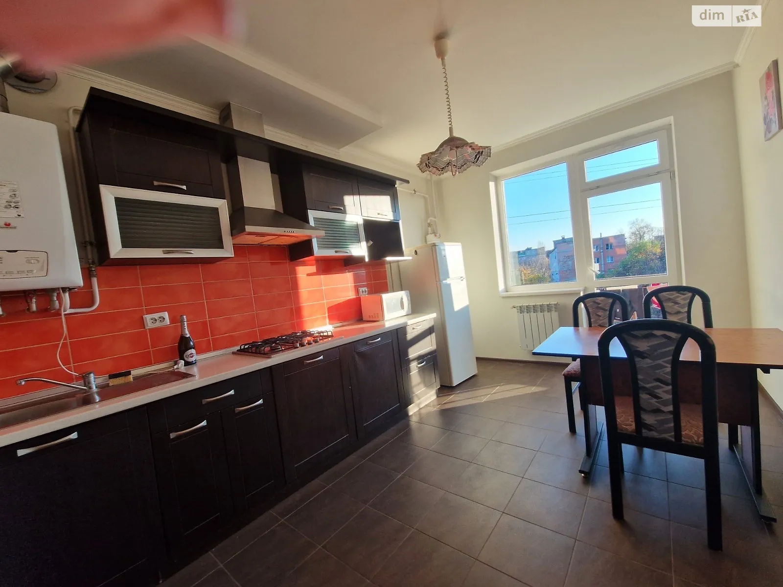 Продается 2-комнатная квартира 74.8 кв. м в Ужгороде, вул. Закарпатская - фото 1