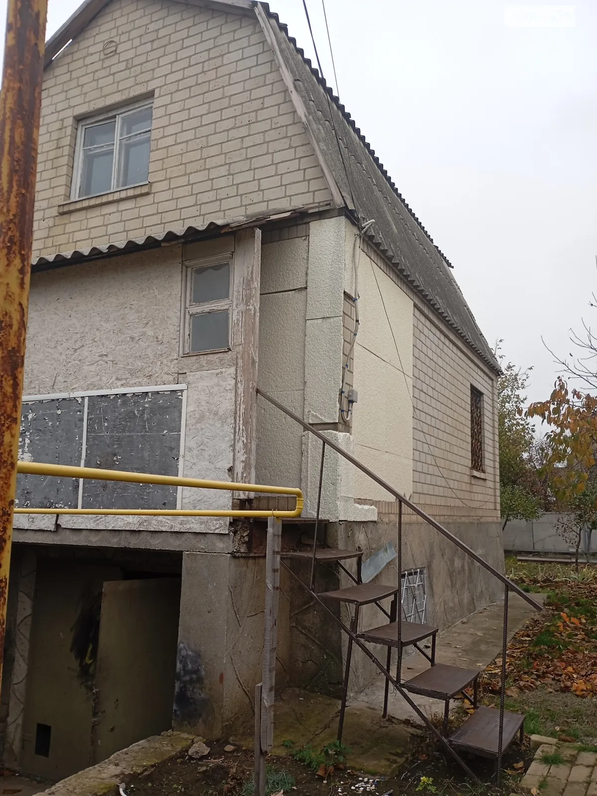 Продается дом на 2 этажа 100 кв. м с подвалом, цена: 22000 $ - фото 1