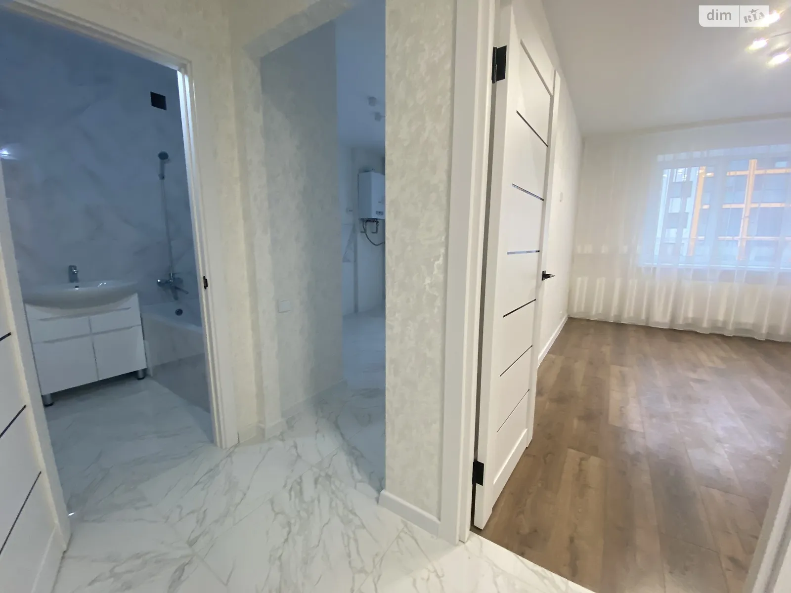 Продается 1-комнатная квартира 44.1 кв. м в Березиной, ул. Радужная - фото 1