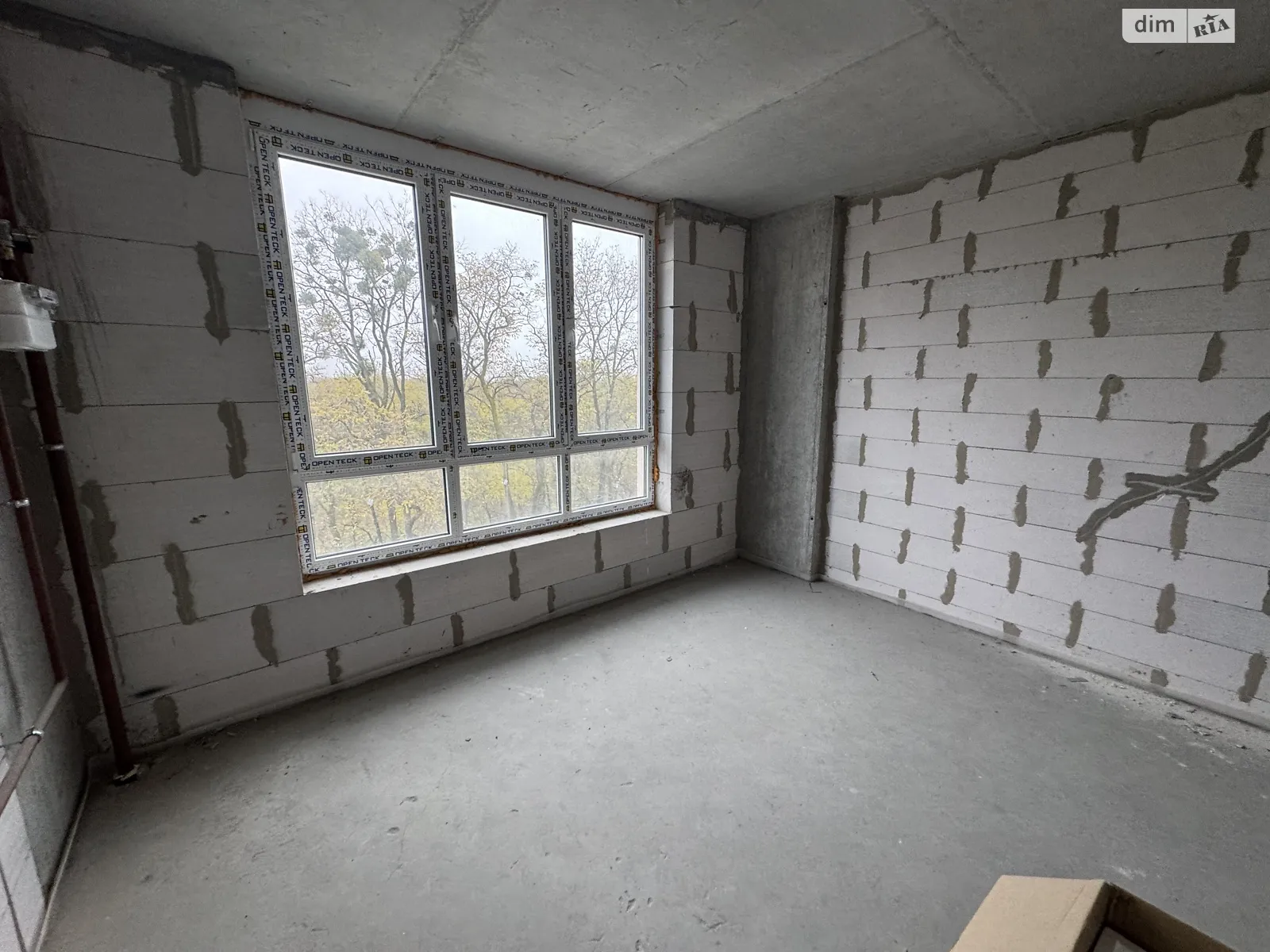 Продается 1-комнатная квартира 38 кв. м в Буче, ул. Князя Владимира Великого, 16 - фото 1