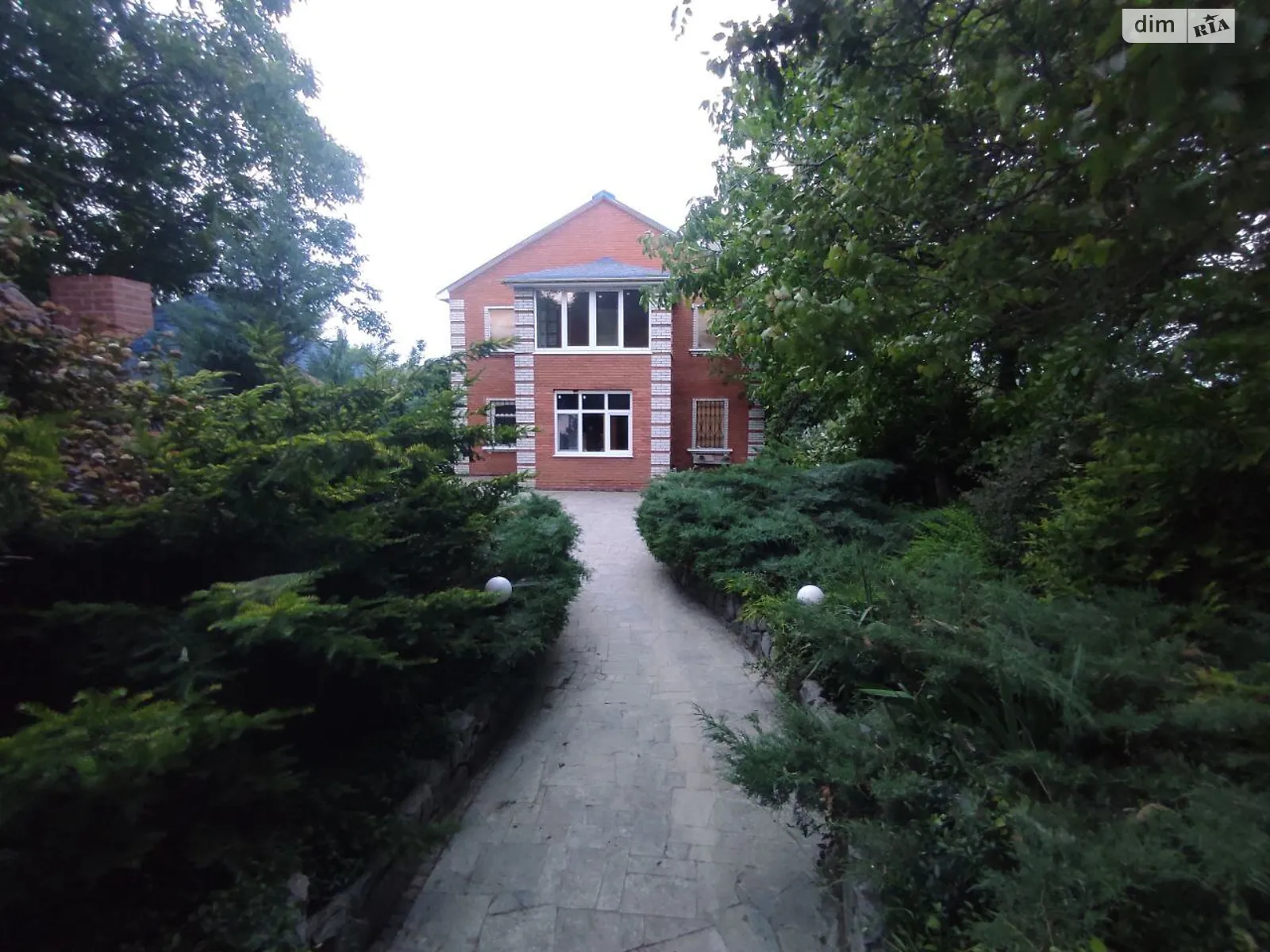 Сдается в аренду дом на 2 этажа 160 кв. м с гаражом, цена: 29000 грн - фото 1