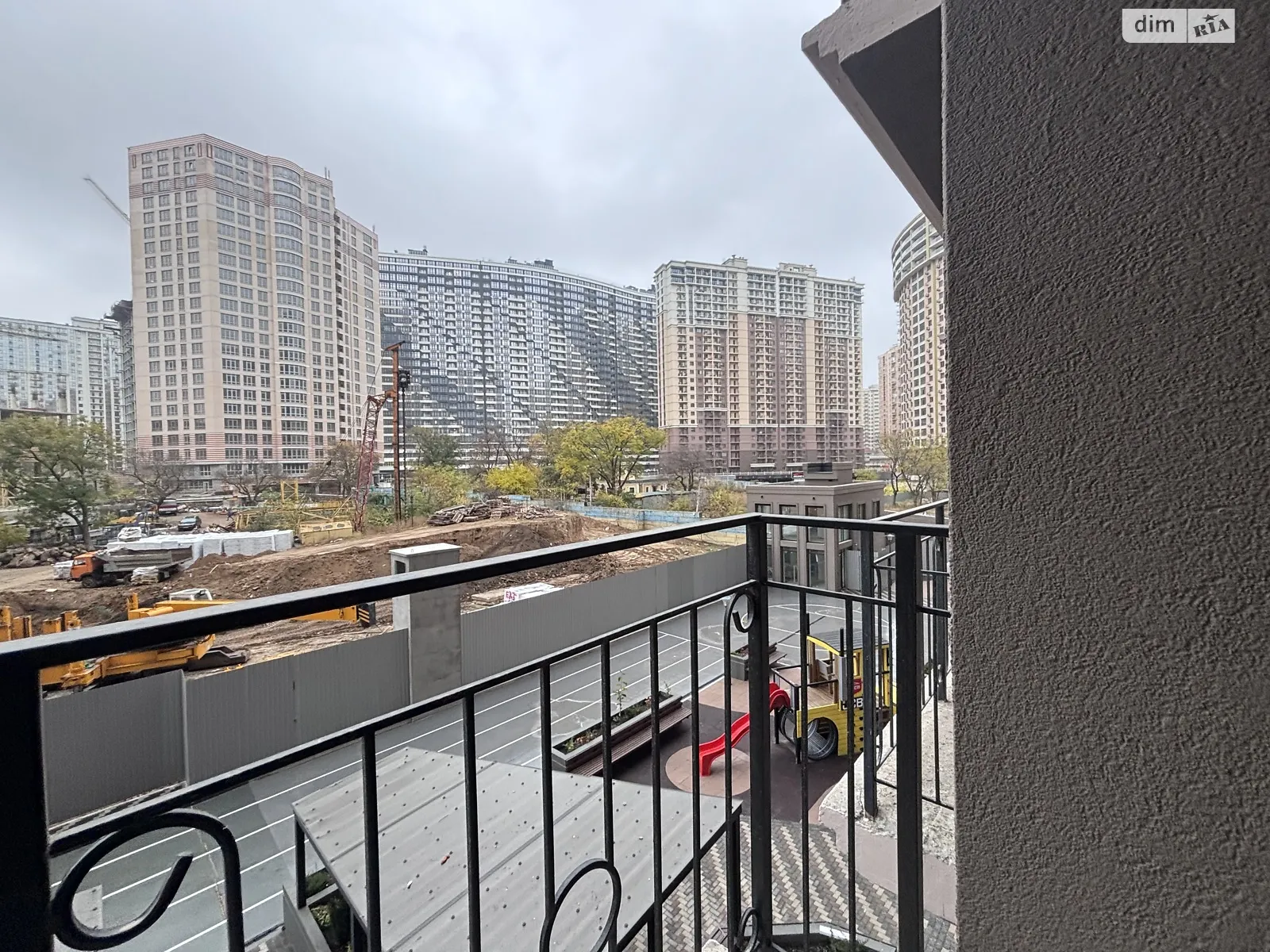 Продается 1-комнатная квартира 30 кв. м в Одессе, ул. Генуэзская, 1/1 - фото 1