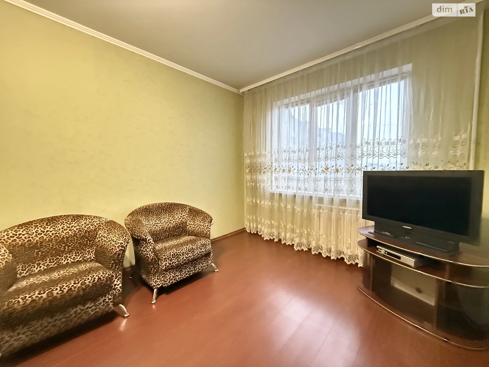 Сдается в аренду 1-комнатная квартира 40 кв. м в Хмельницком, ул. Панаса Мирного, 32/2 - фото 1