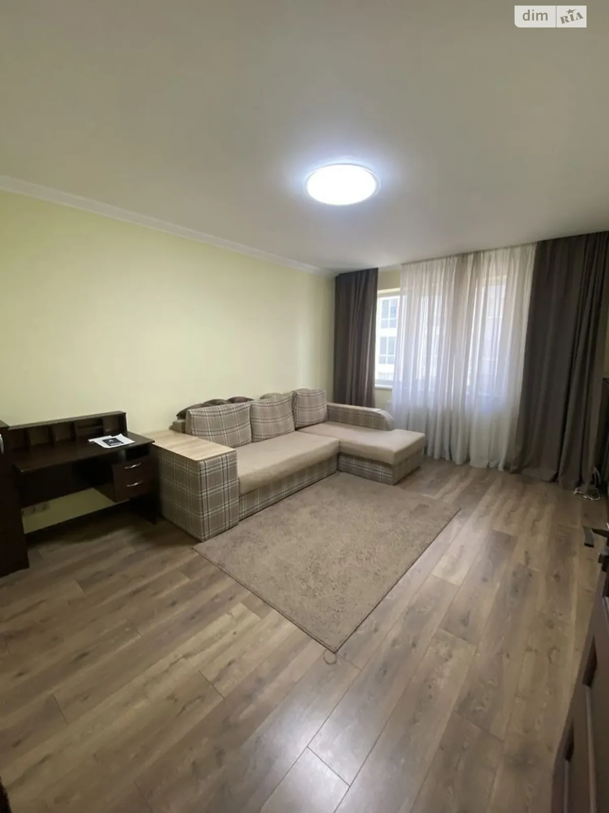 Сдается в аренду 1-комнатная квартира 44 кв. м в Львове, ул. Миклеша Карла, 5 - фото 1