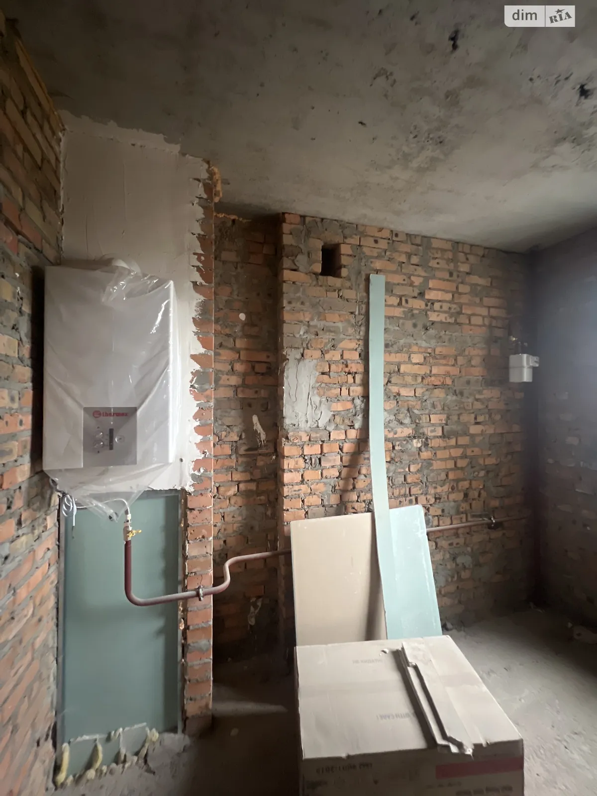 Продается 1-комнатная квартира 46 кв. м в Буче, ул. Бориса Гмыри - фото 1