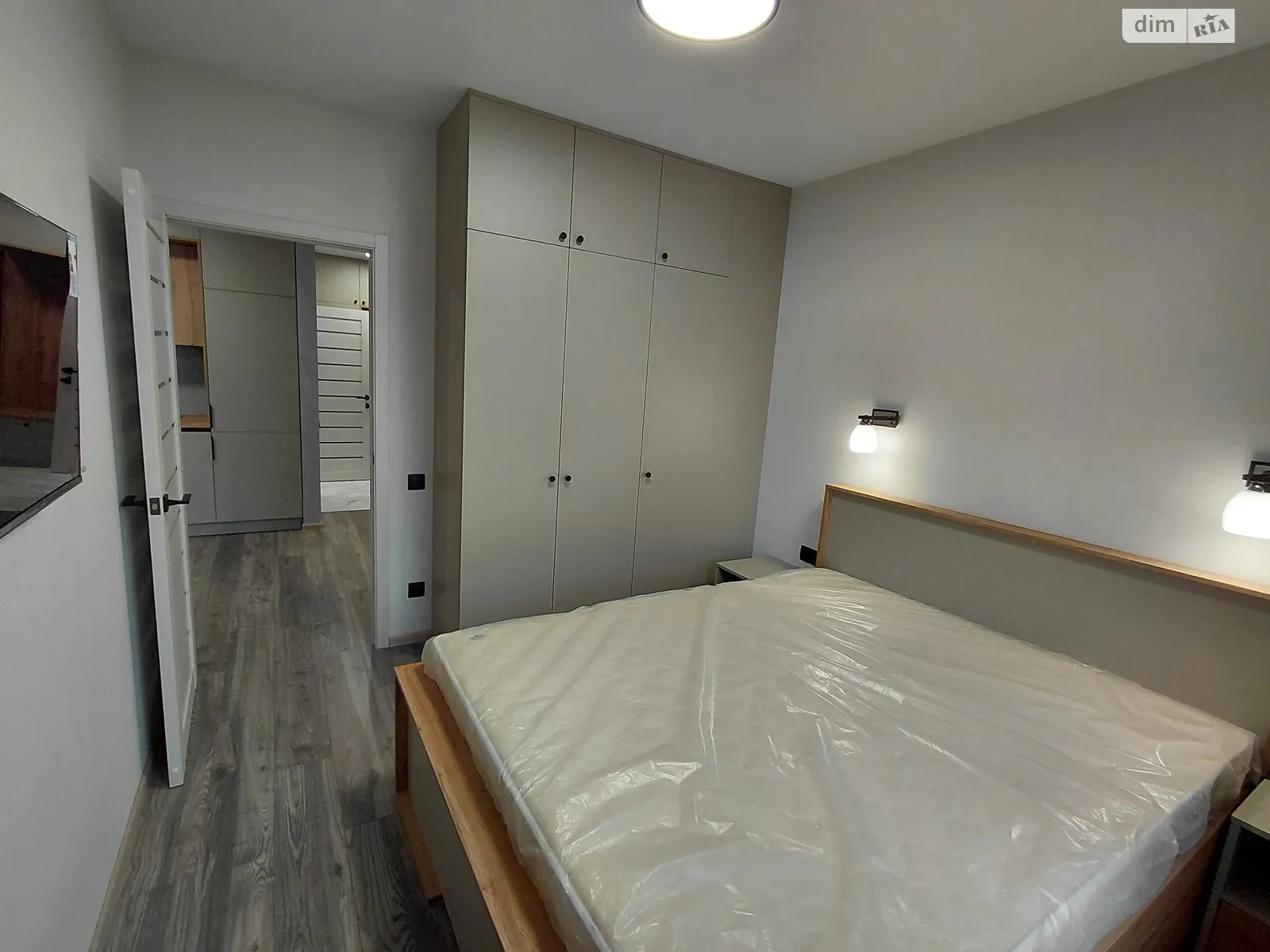 Продается 1-комнатная квартира 41 кв. м в Киеве, ул. Ивана Выговского(Маршала Гречко), 42 - фото 1