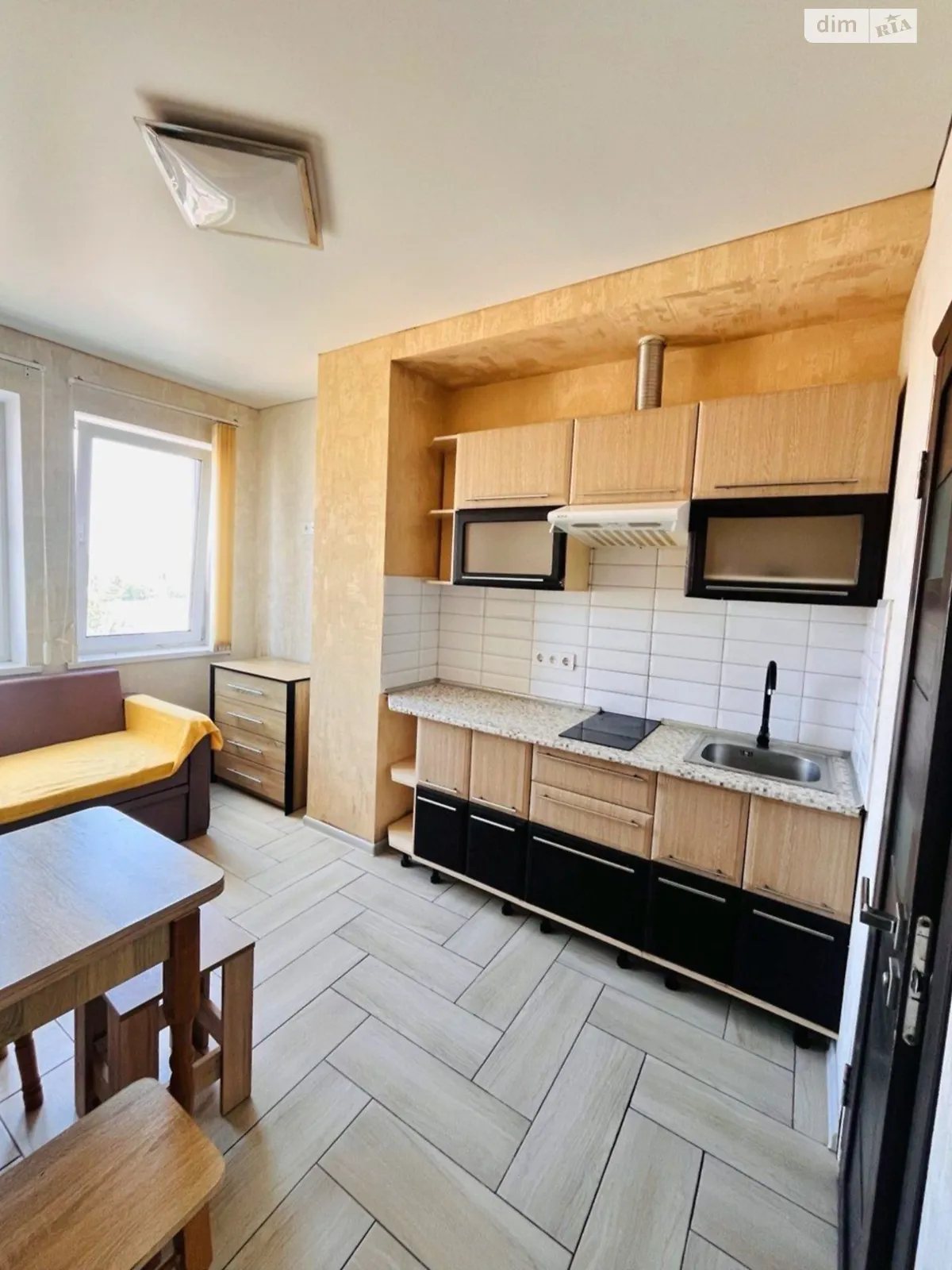 Продается 1-комнатная квартира 22 кв. м в Ирпене, ул. Соборная(ІІІ Интернационала), 118/19 - фото 1