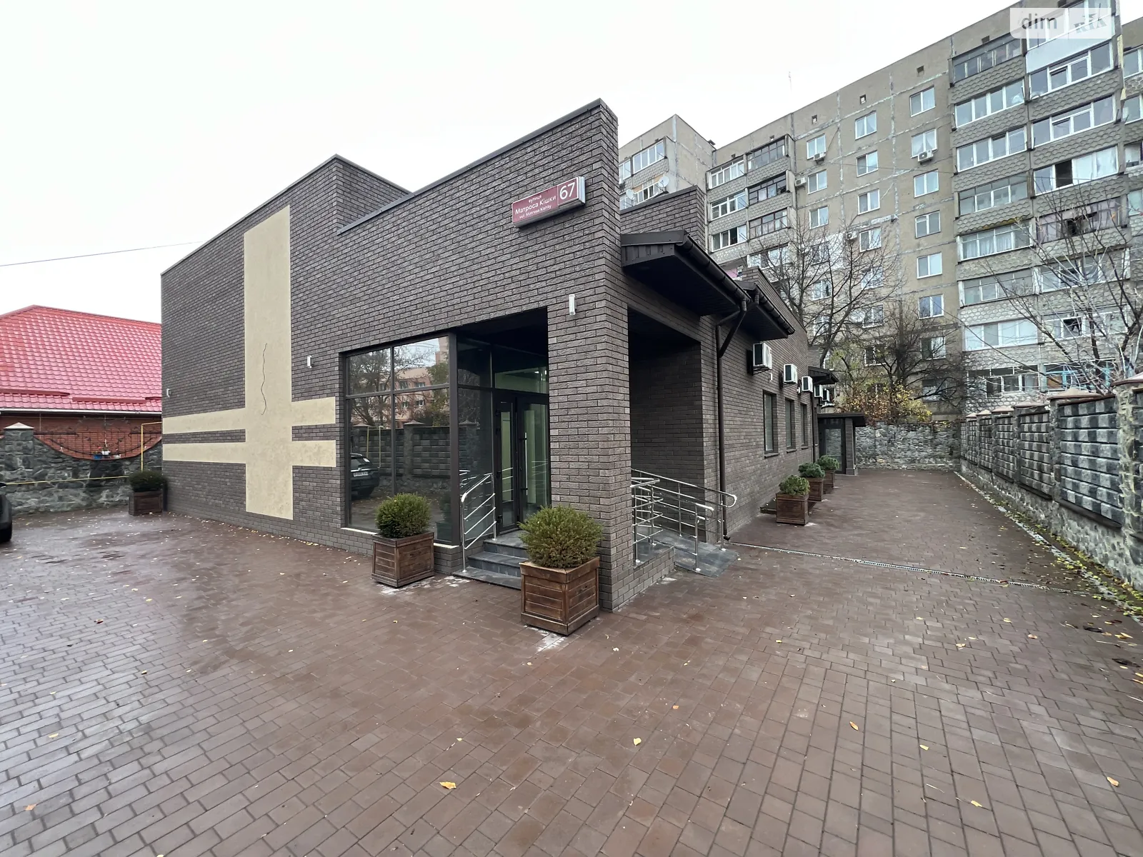 Продається об'єкт сфери послуг 436 кв. м в 2-поверховій будівлі, цена: 1500000 $ - фото 1