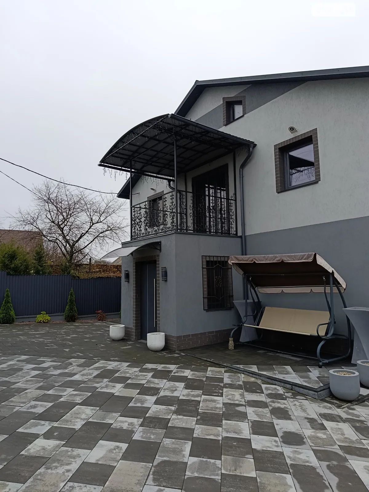 Продается дом на 2 этажа 137 кв. м с подвалом, цена: 210000 $ - фото 1