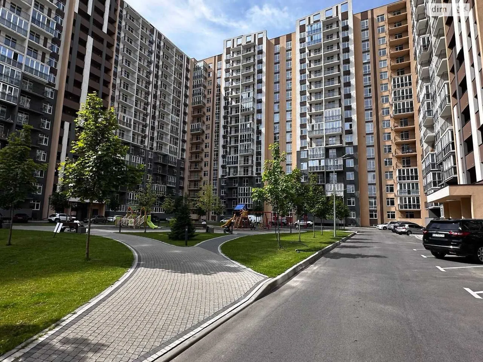 Продается 2-комнатная квартира 73 кв. м в Киеве, ул. Академика Заболотного, 148В корпус 3 - фото 1