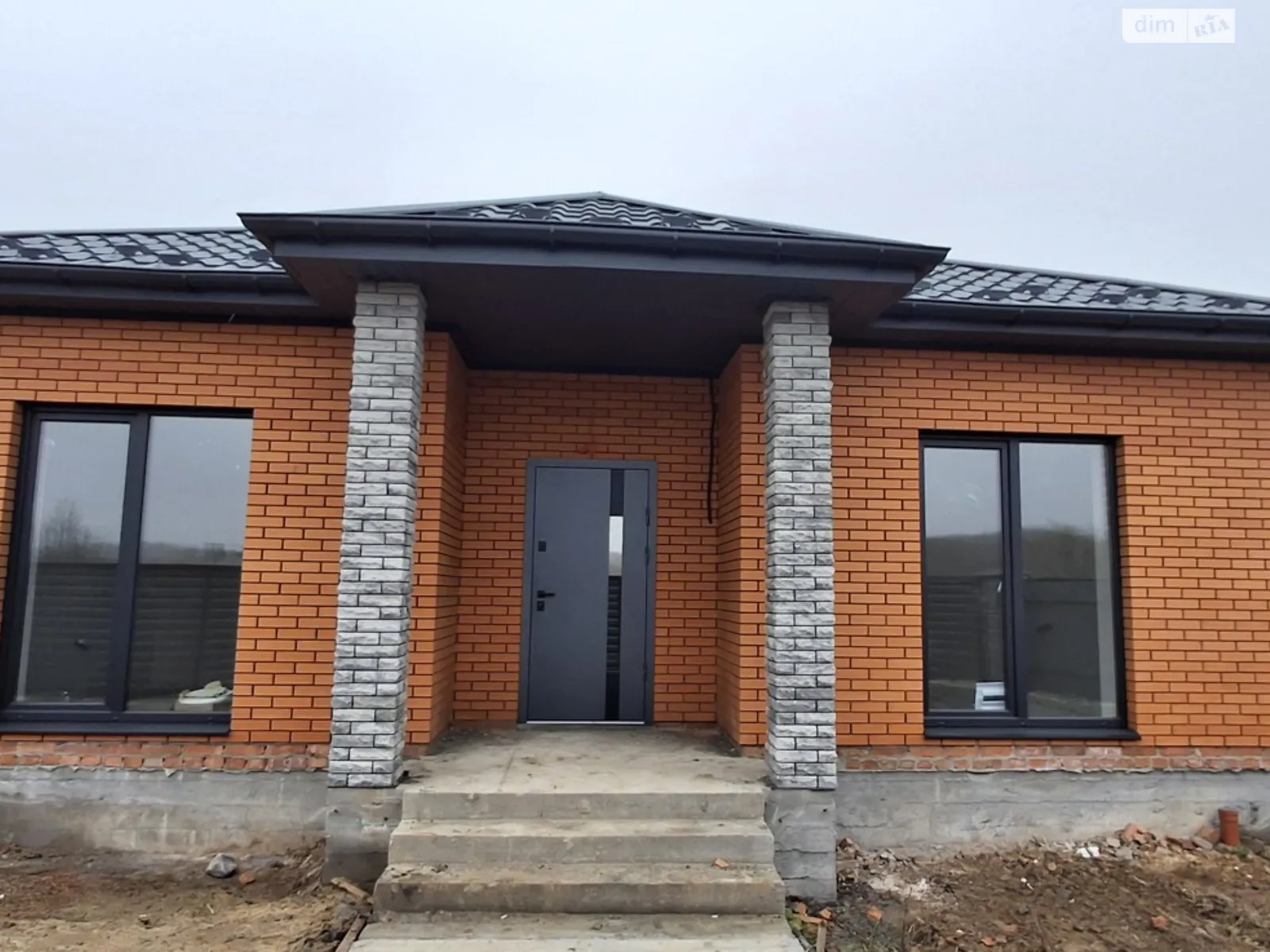 Продается одноэтажный дом 95 кв. м с мансардой, цена: 85000 $ - фото 1