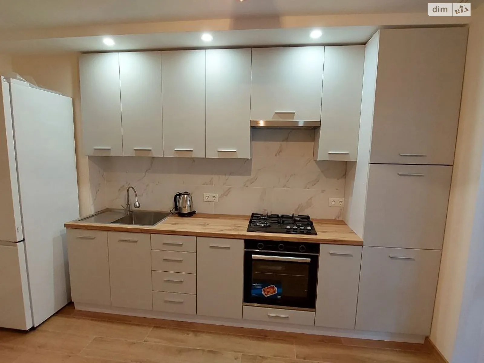 1-комнатная квартира 45 кв. м в Тернополе, ул. Троллейбусная - фото 1