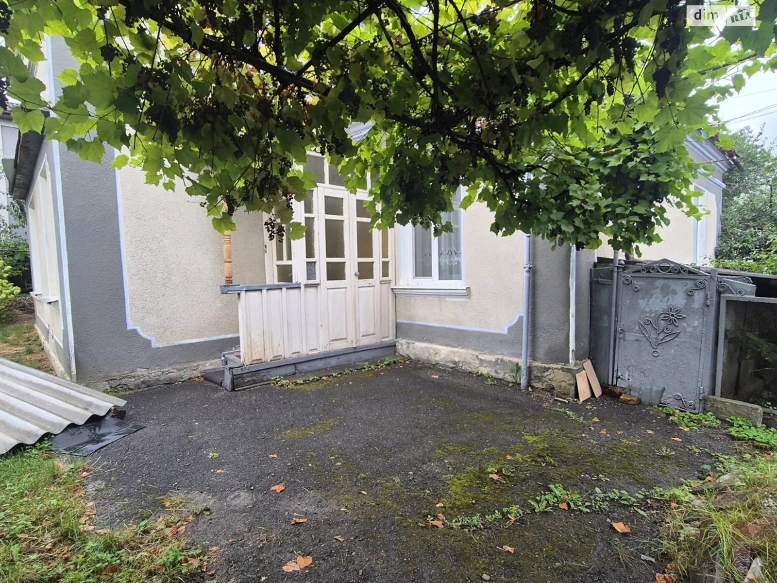 Продается дом на 2 этажа 100 кв. м с камином, цена: 130000 $ - фото 1