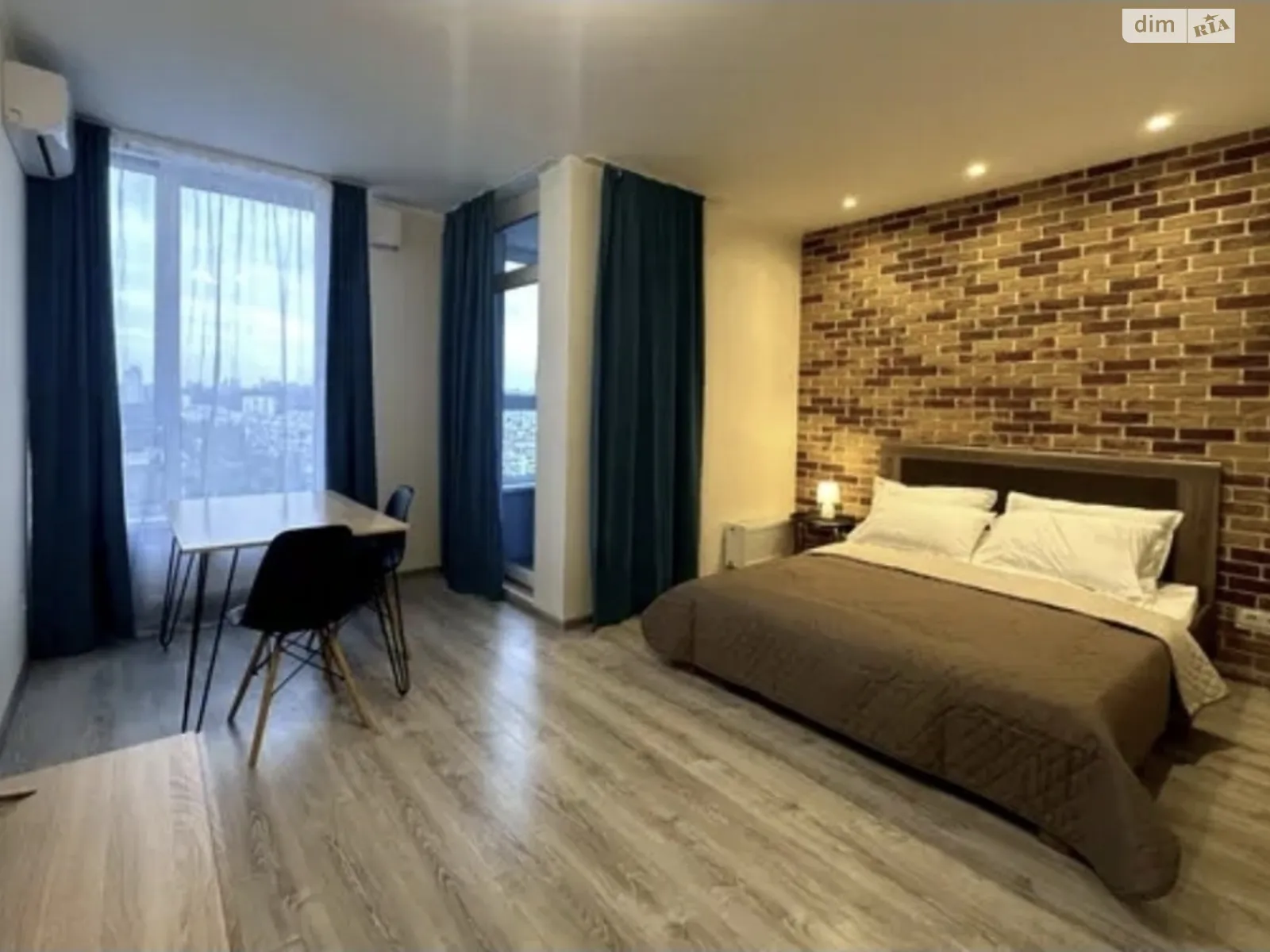 Здається в оренду 1-кімнатна квартира 30.4 кв. м у Києві, просп. Соборності, 17 корпус 2 - фото 1