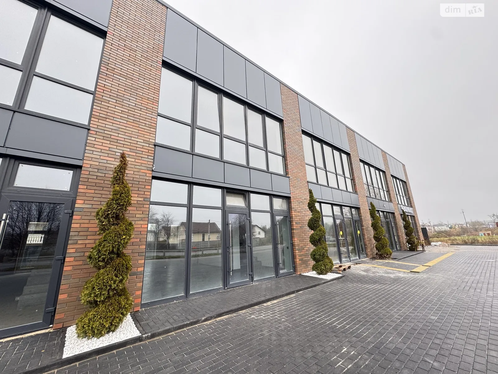 Здається в оренду приміщення вільного призначення 150 кв. м в 2-поверховій будівлі, цена: 52500 грн - фото 1