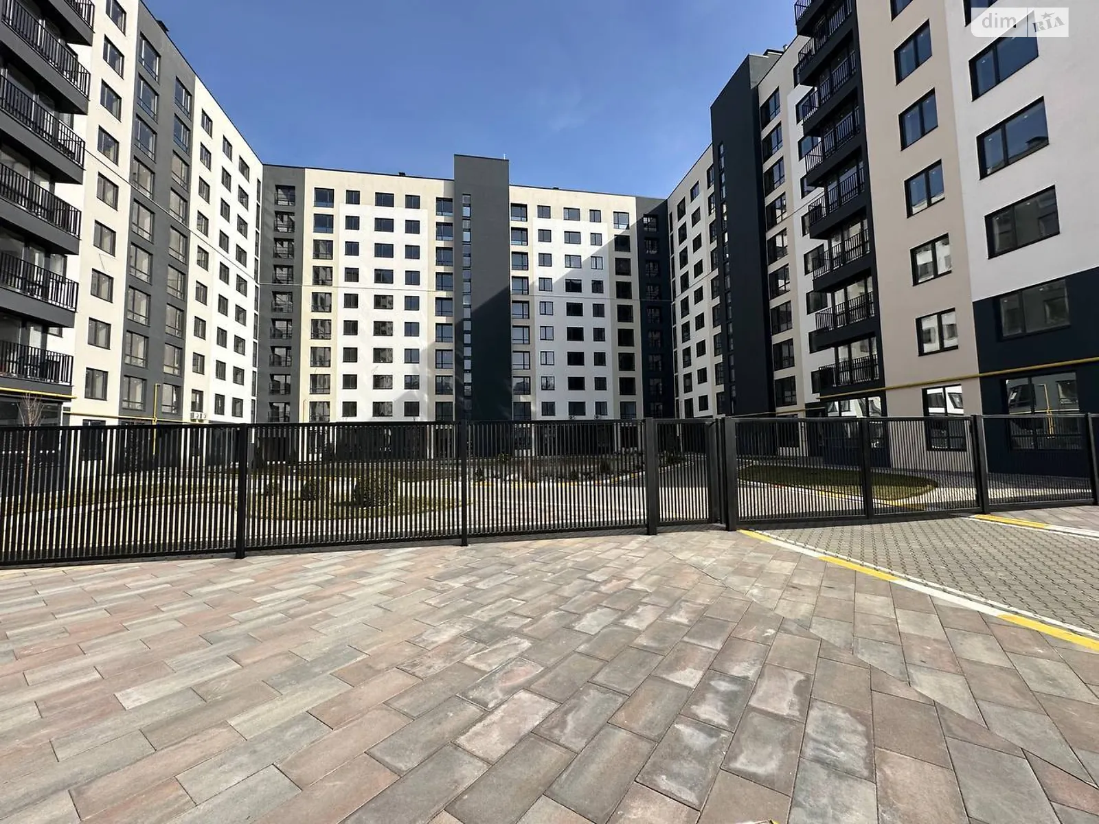 Продається 1-кімнатна квартира 40 кв. м у Бучі, вул. Миколи Мозгового, 2 - фото 1