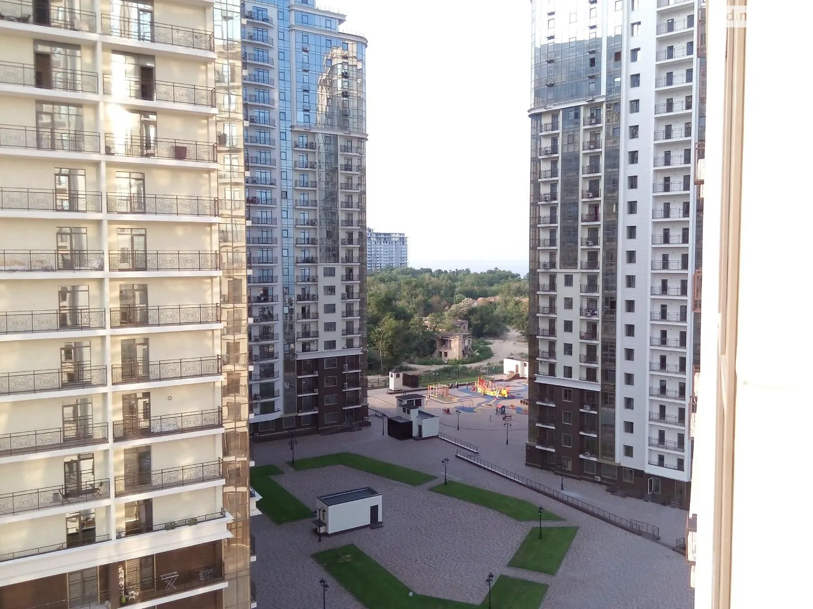 Продається 1-кімнатна квартира 55 кв. м у Одесі, бул. Французький, 60А - фото 1