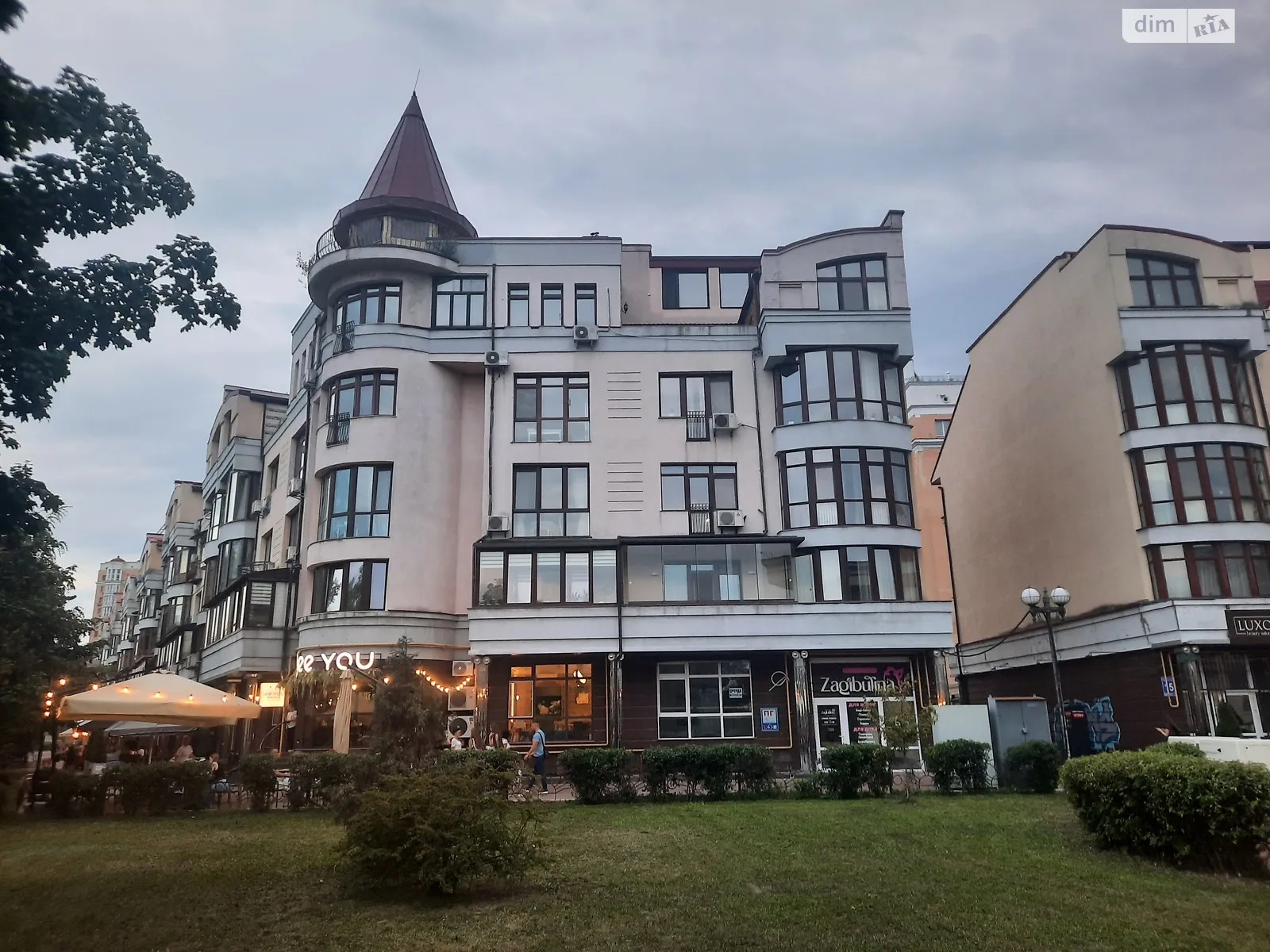 Продается 3-комнатная квартира 132 кв. м в Киеве, наб. Оболонская, 15 корпус 1 - фото 1