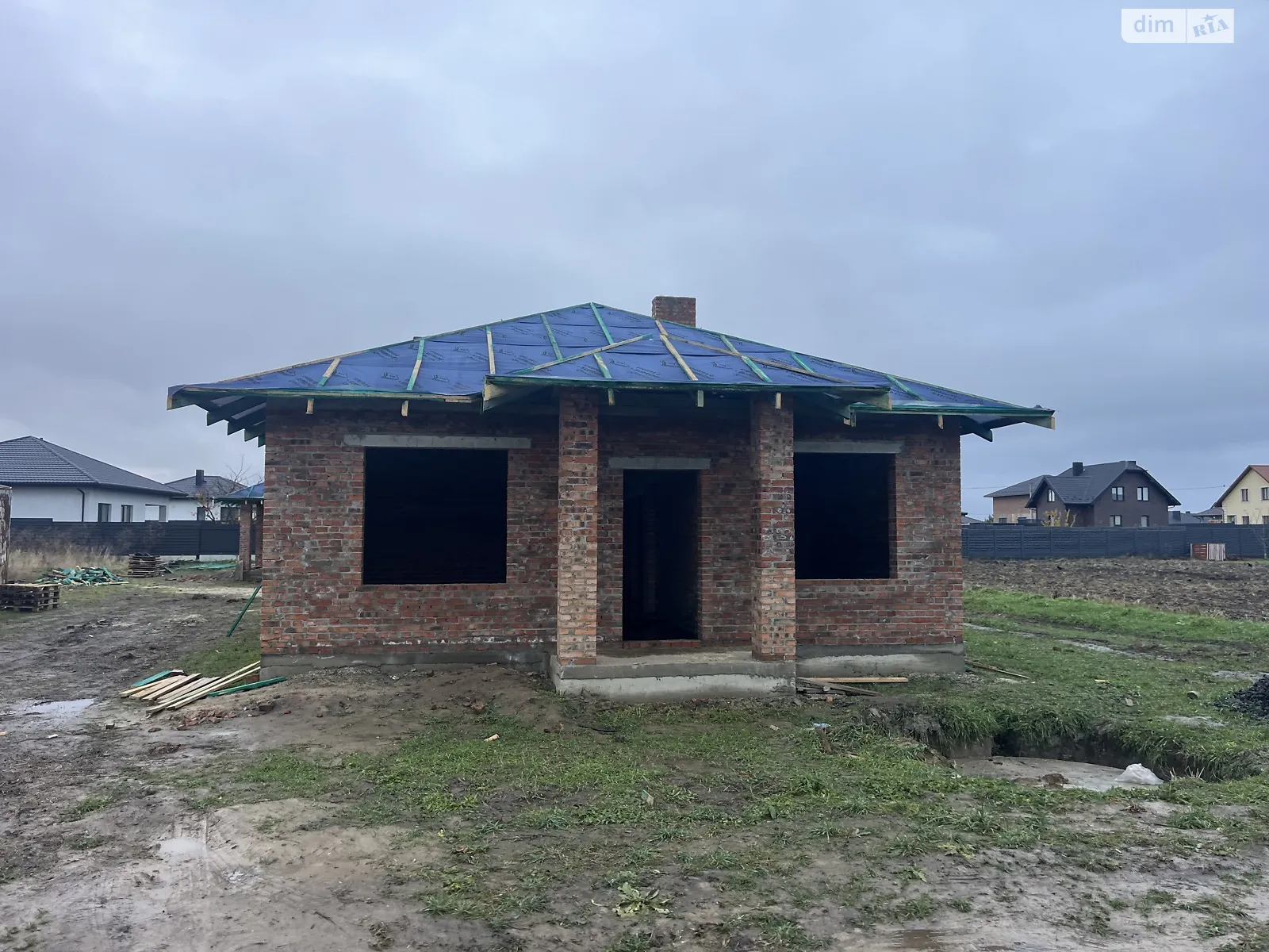 Продается одноэтажный дом 110.75 кв. м с подвалом, цена: 96000 $ - фото 1