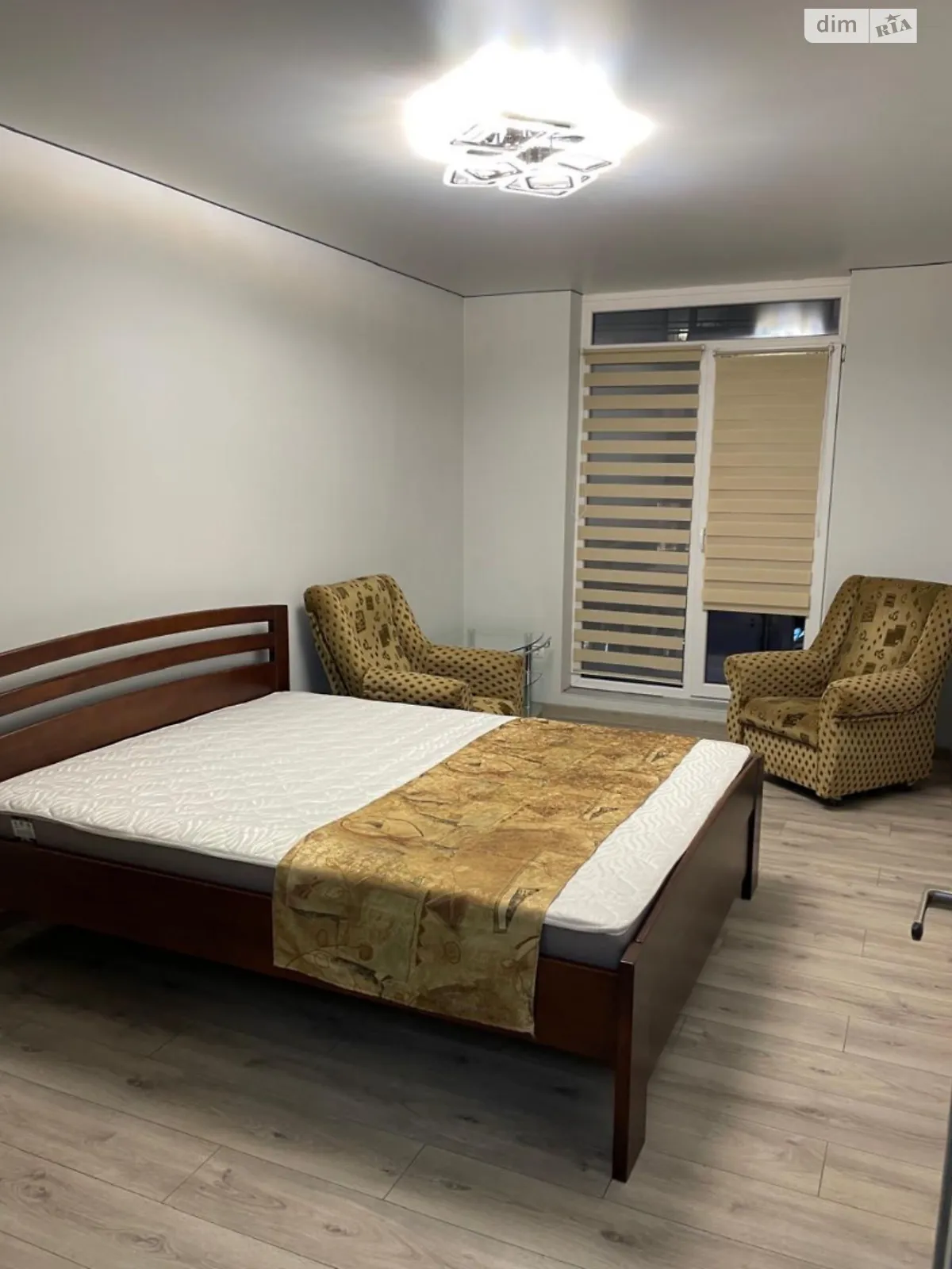 Сдается в аренду 1-комнатная квартира 41 кв. м в Львове, ул. Михновских Братьев - фото 1