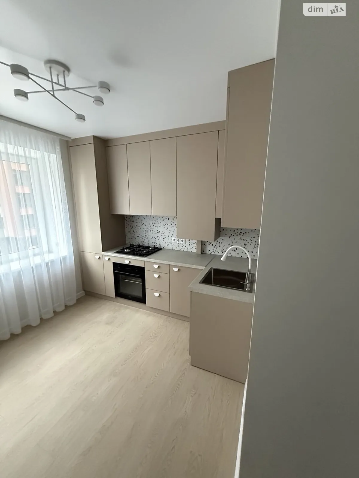 Продается 1-комнатная квартира 44 кв. м в Хмельницком, ул. Сечевых Стрельцов, 8Б - фото 1