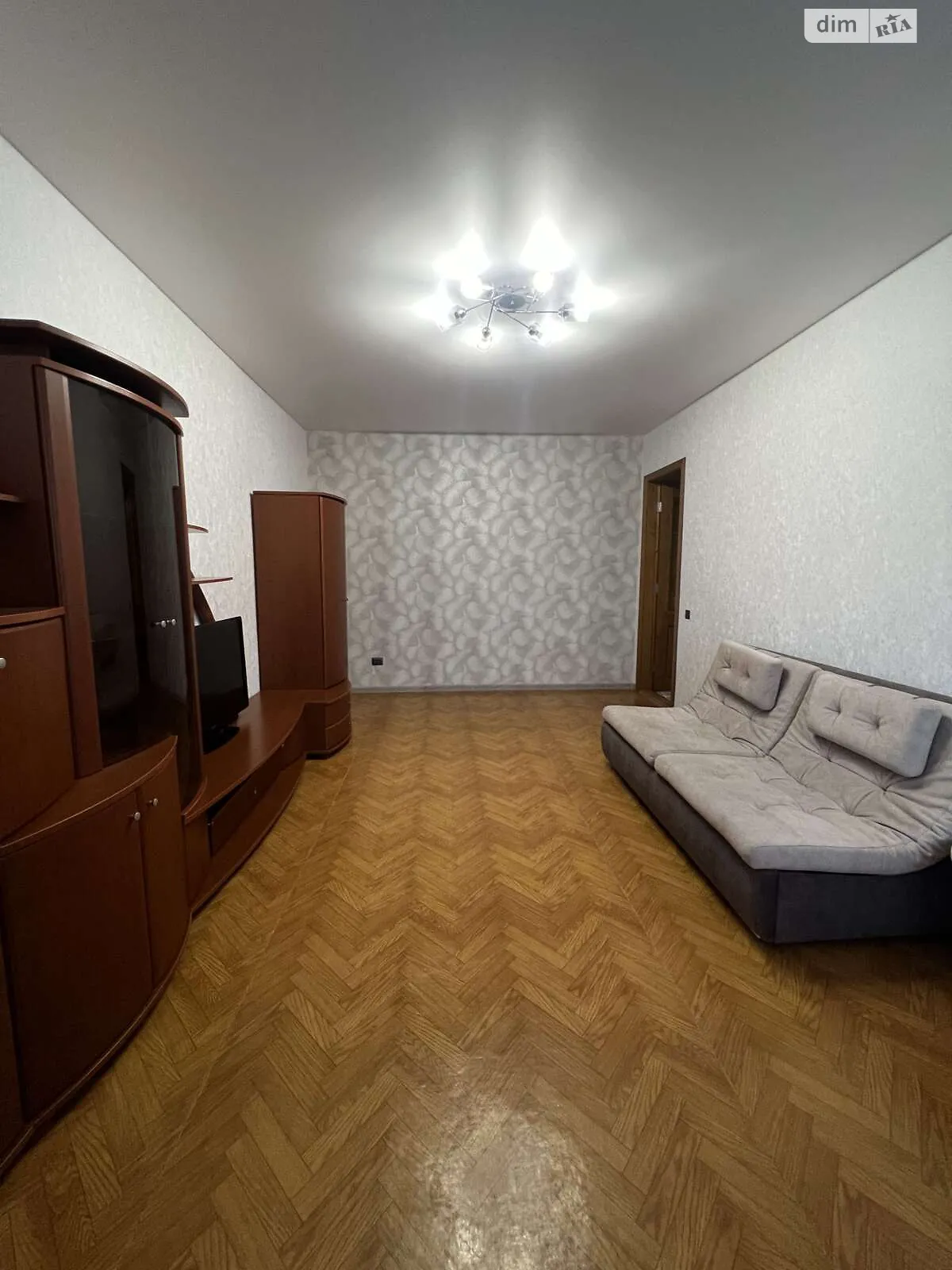 Сдается в аренду 3-комнатная квартира 110 кв. м в Хмельницком, ул. Олега Ольжича(Разина Степана), 16 - фото 1