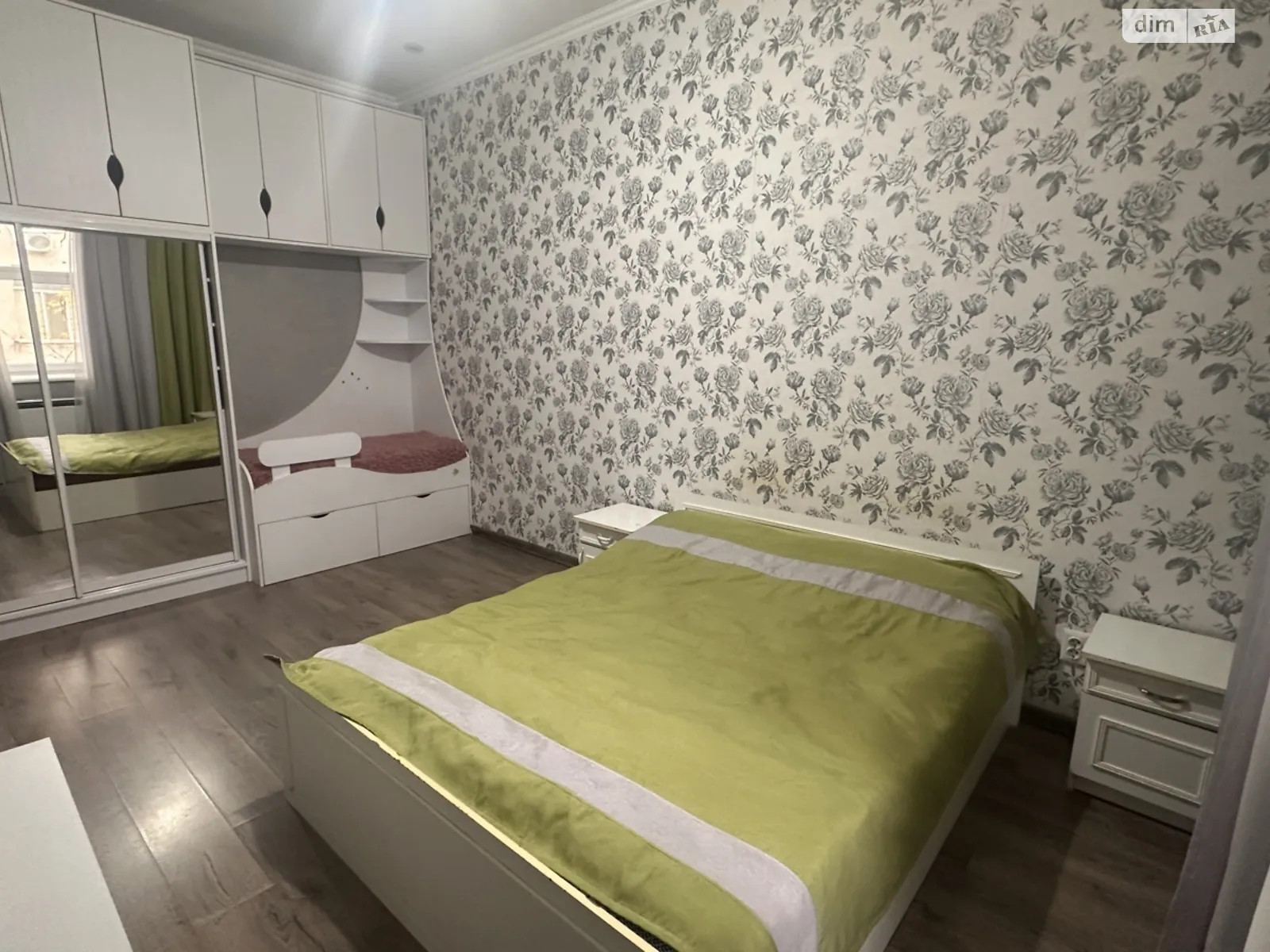 Сдается в аренду 1-комнатная квартира 32 кв. м в Одессе, ул. Боровского Николая, 1/7 - фото 1